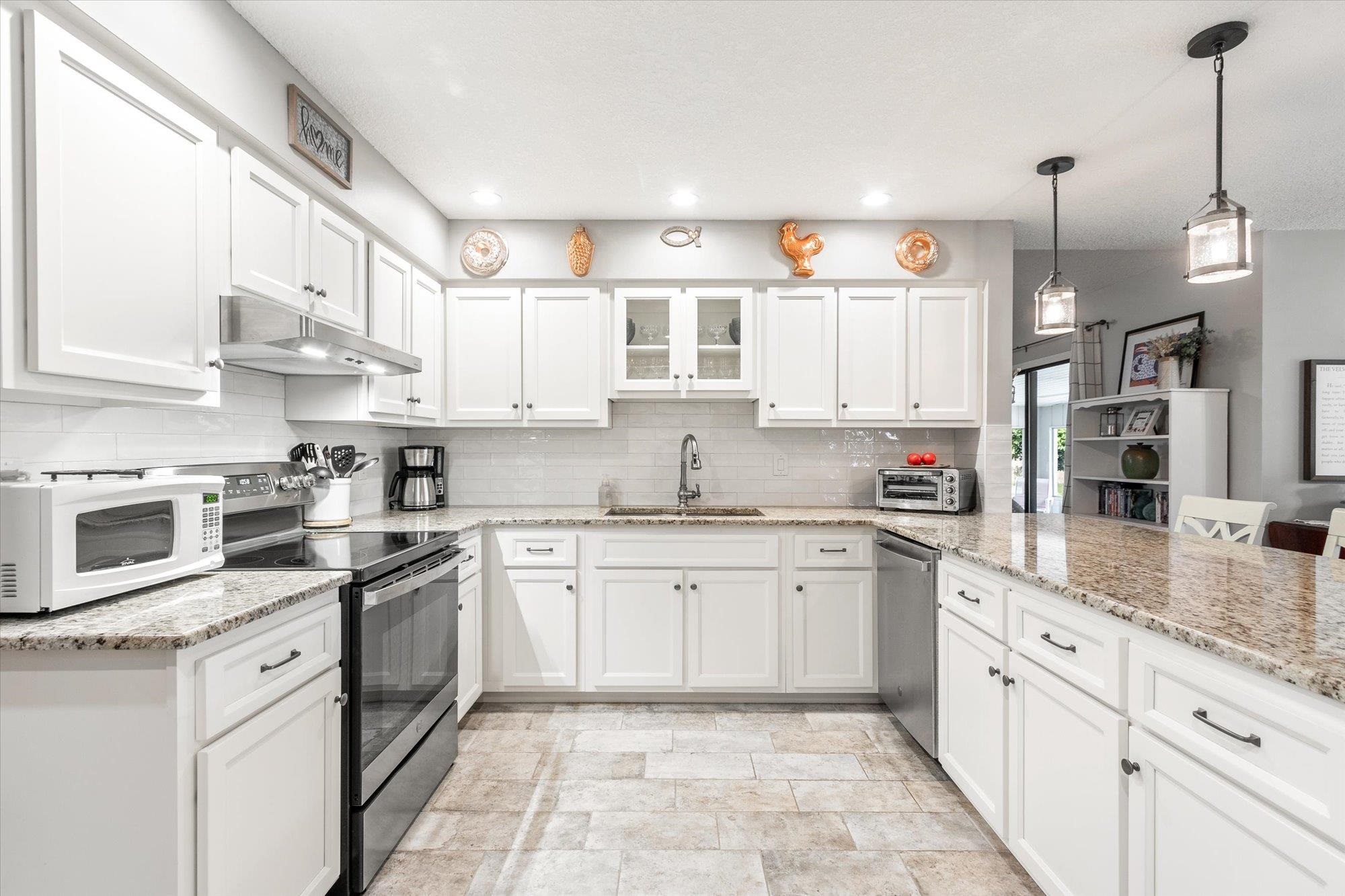 525 Domenico Cir