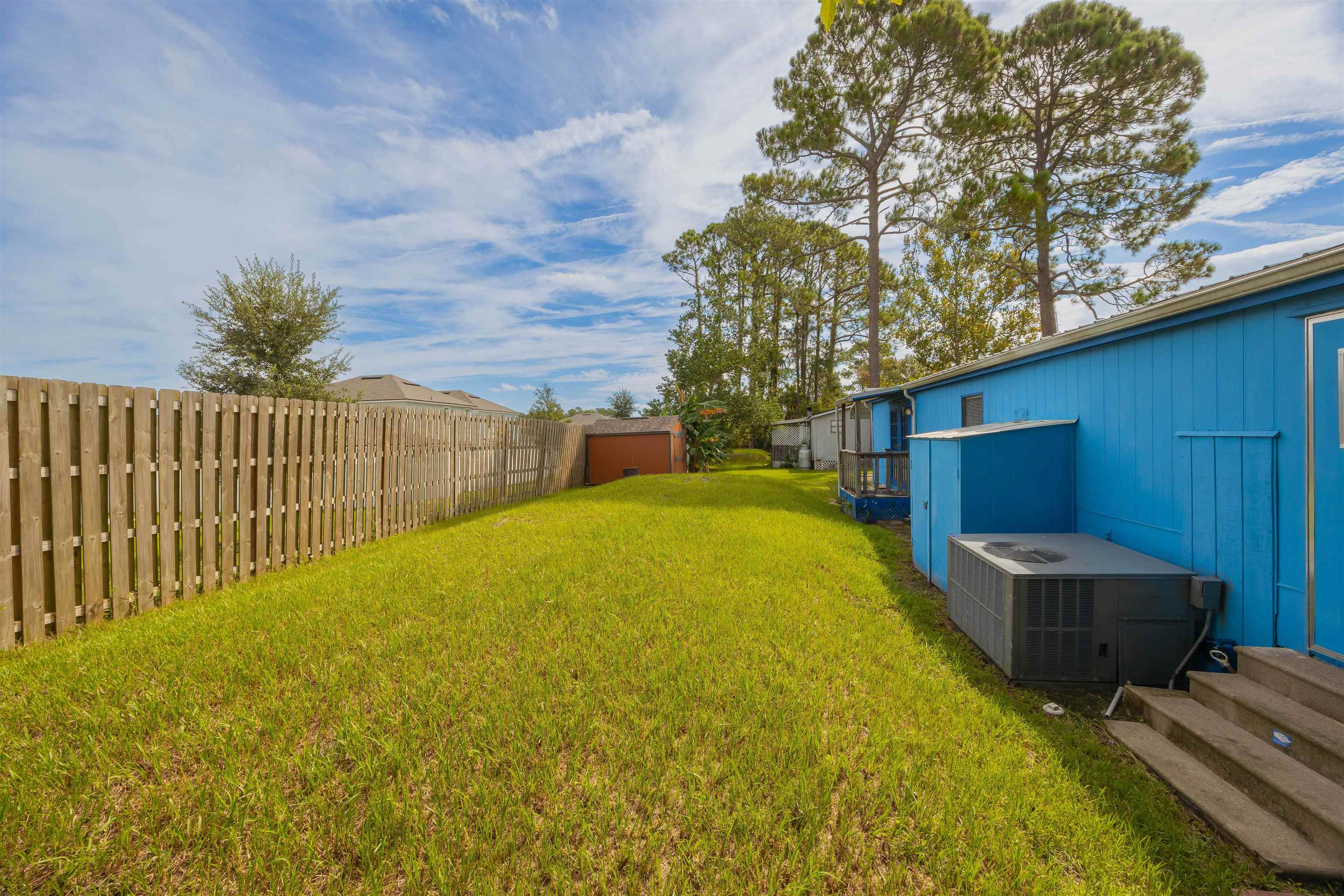 496 Ravenswood Dr.