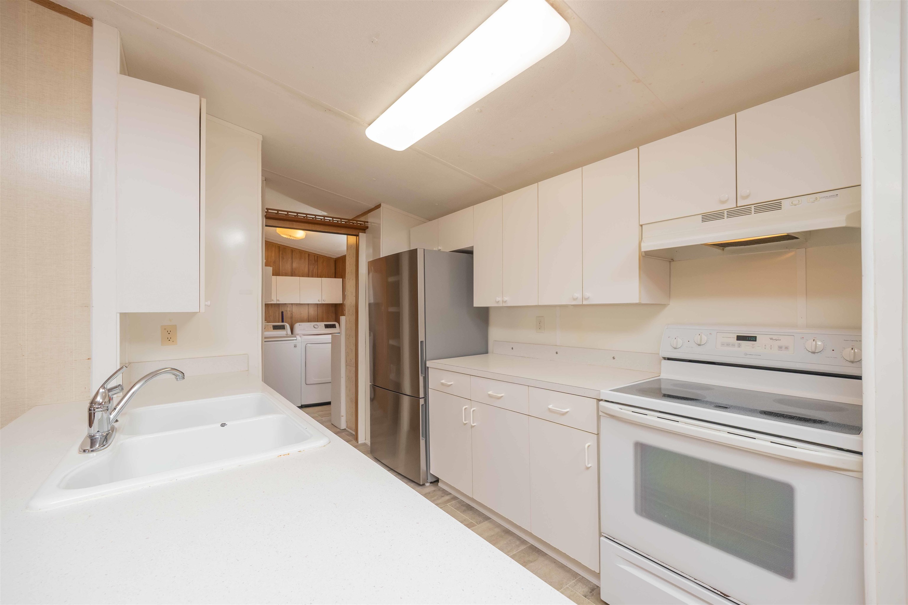 496 Ravenswood Dr.