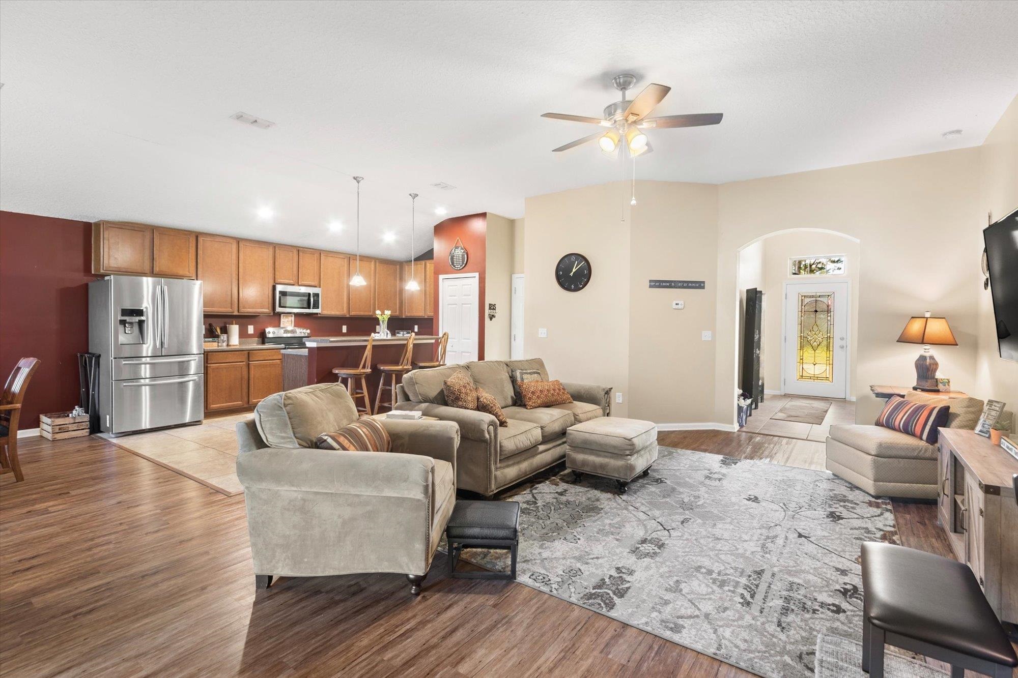 249 Bridgeport Ln