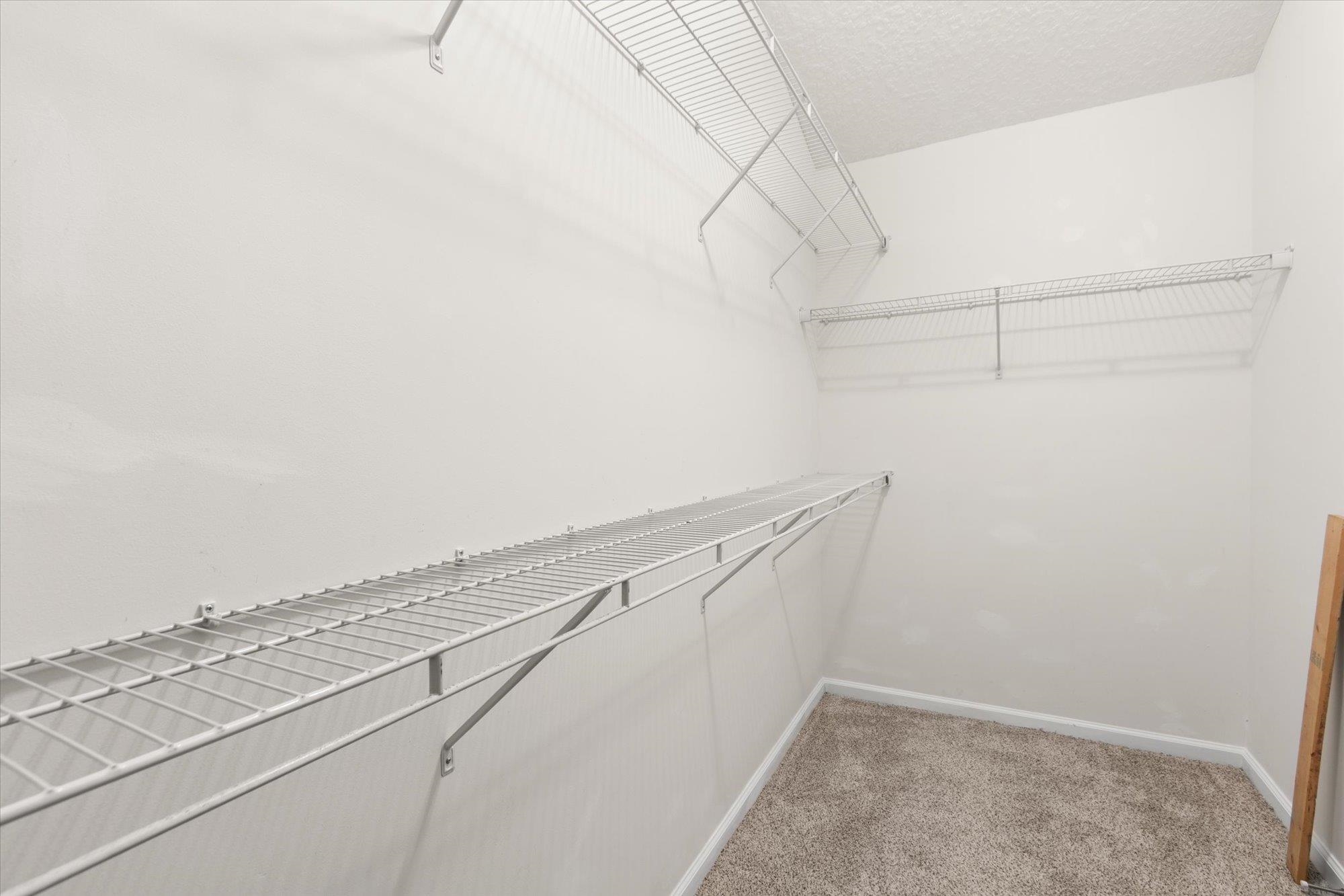 249 Bridgeport Ln