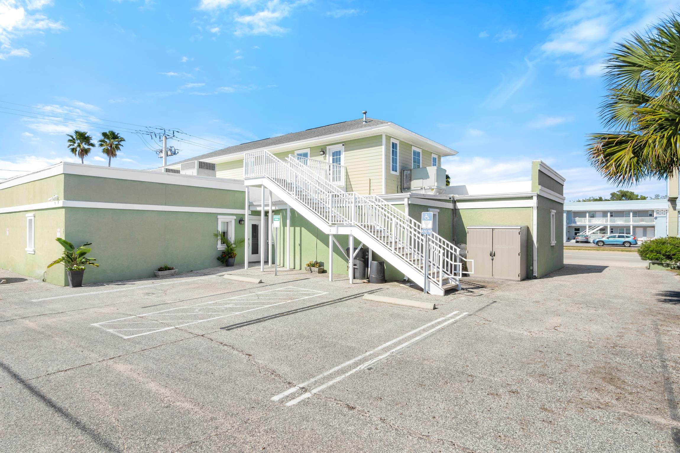 403 Anastasia Blvd