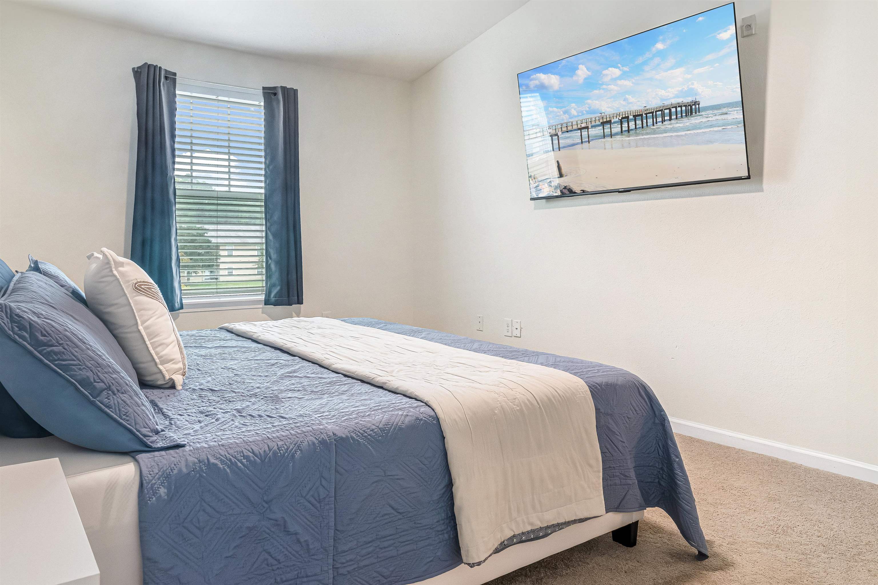 1818 Golden Lake Loop