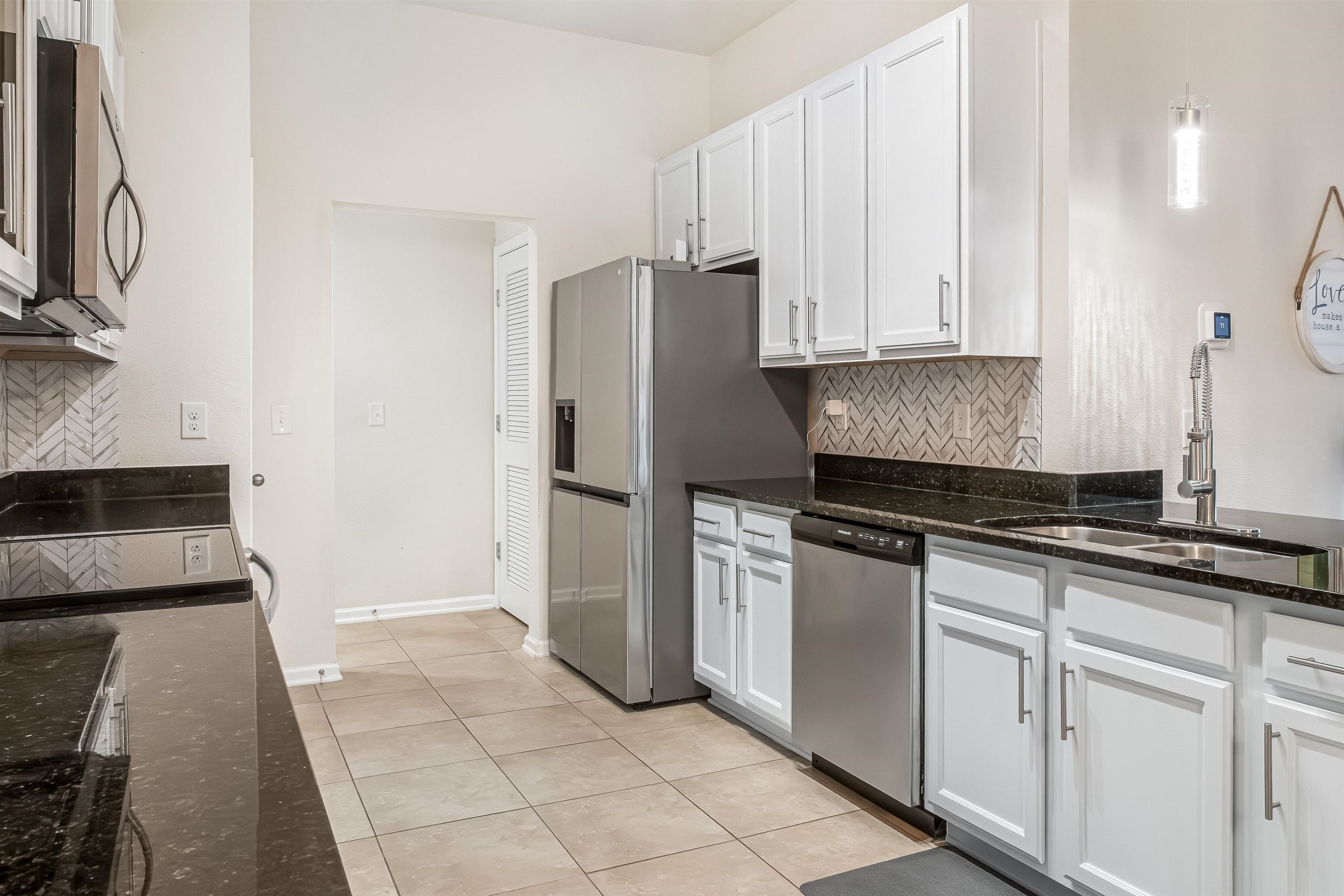 1818 Golden Lake Loop