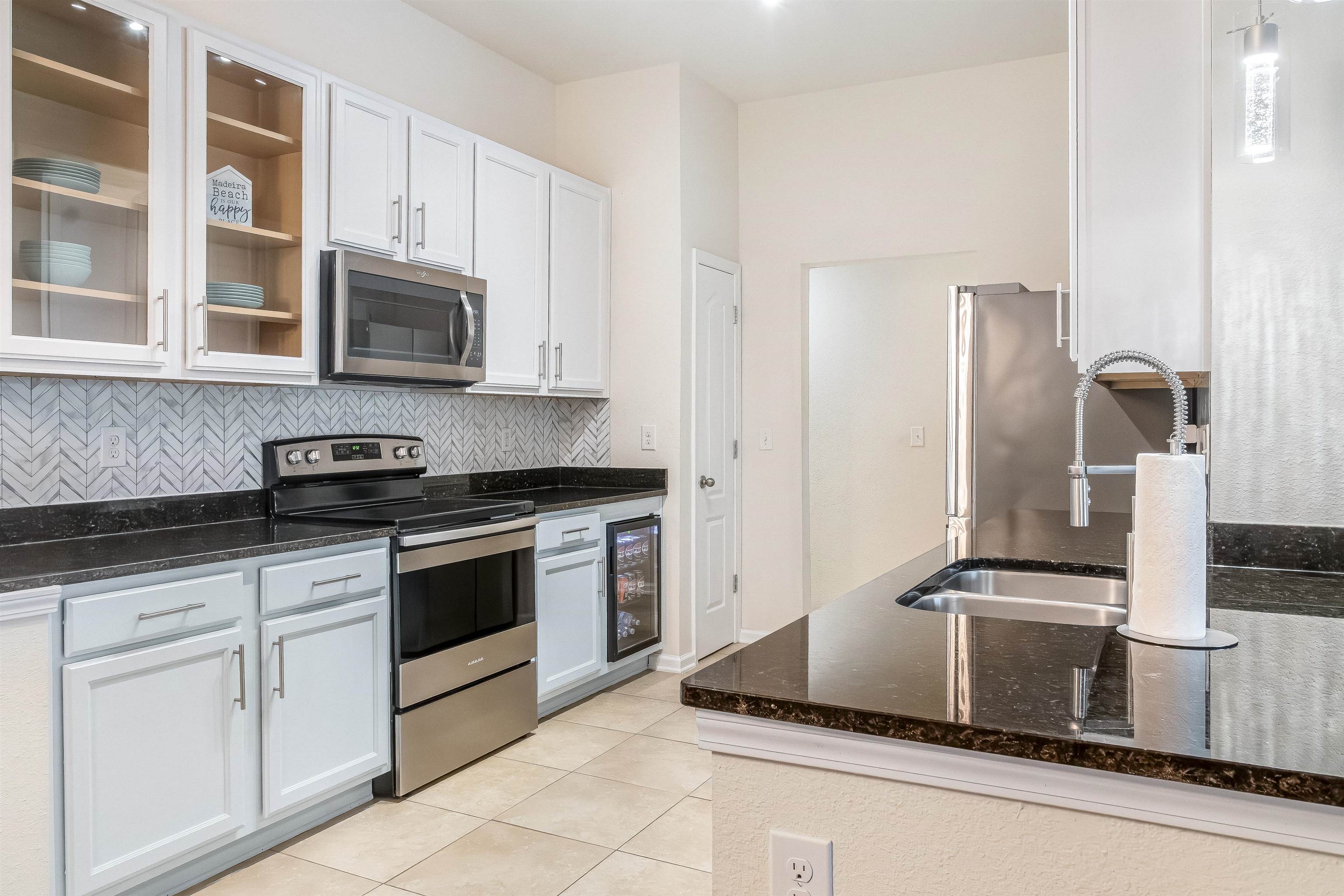 1818 Golden Lake Loop