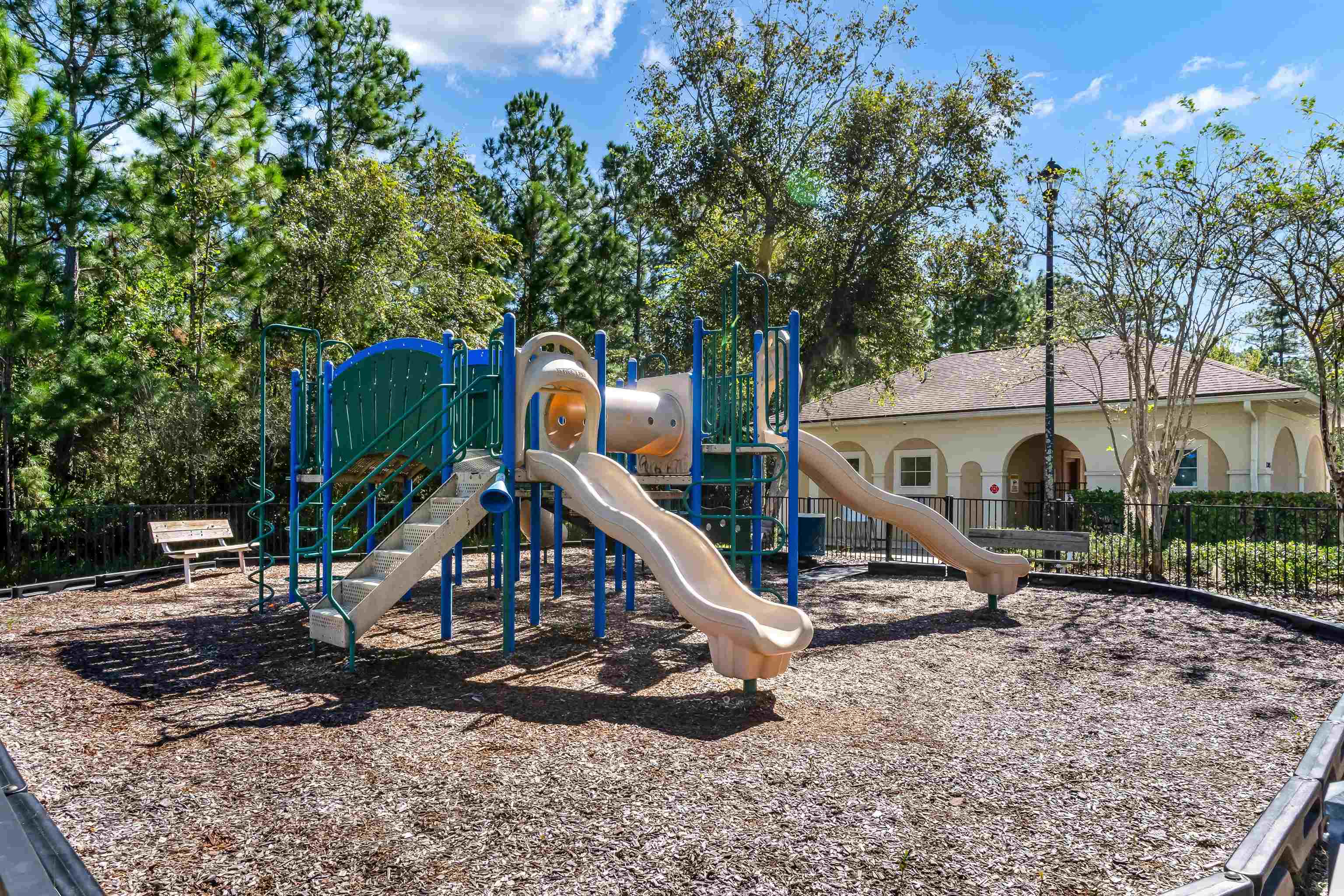 1818 Golden Lake Loop