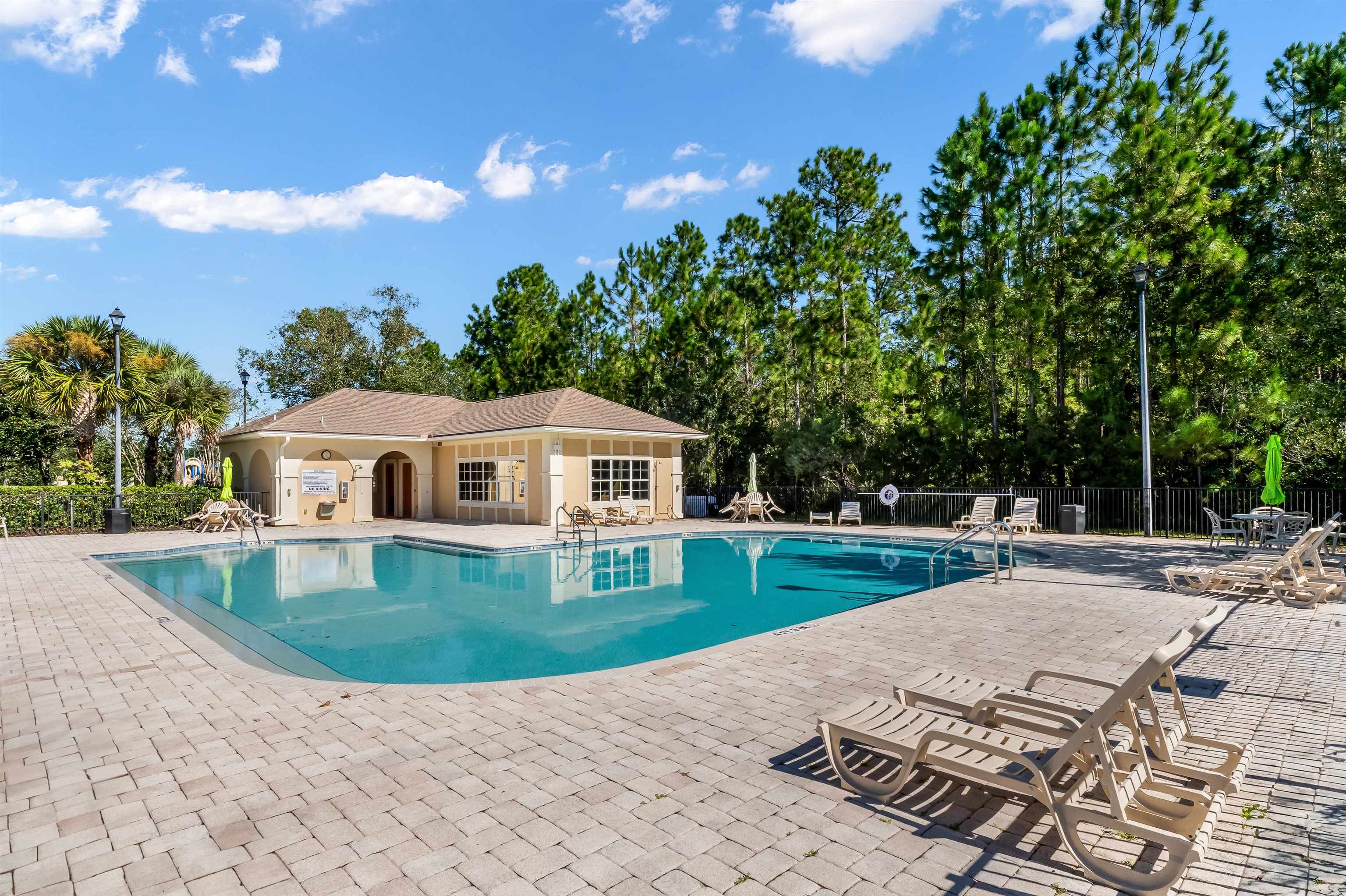1818 Golden Lake Loop