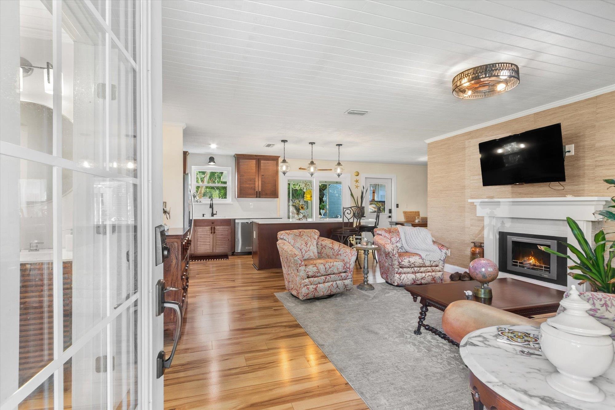 120 Swallow Rd