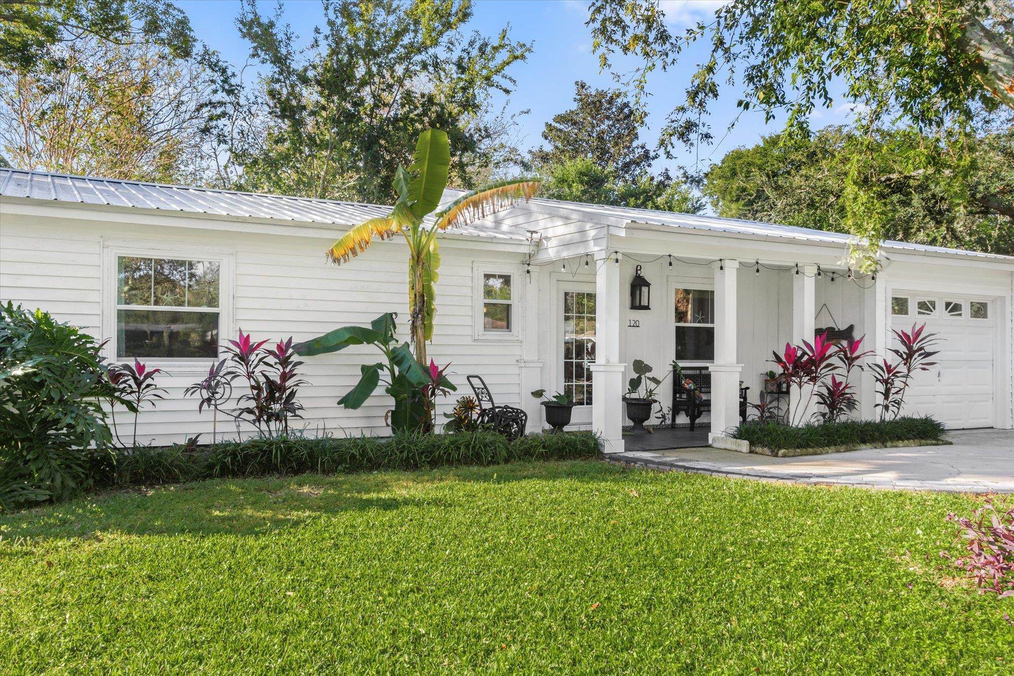 120 Swallow Rd