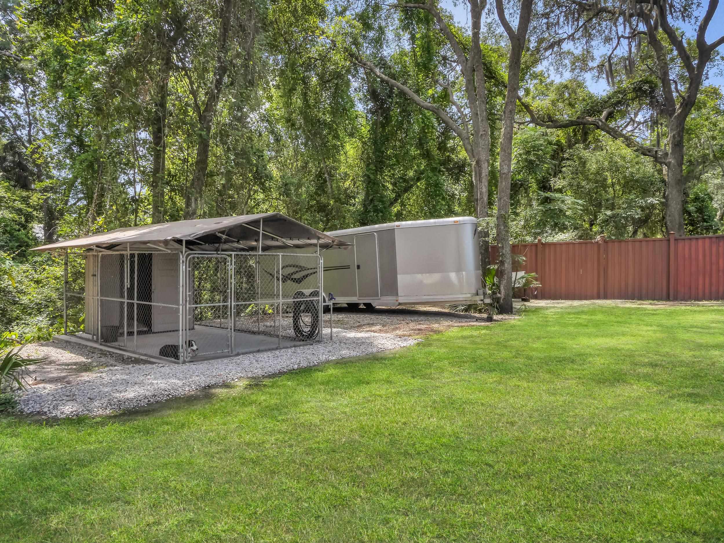 1043 Winterhawk Dr