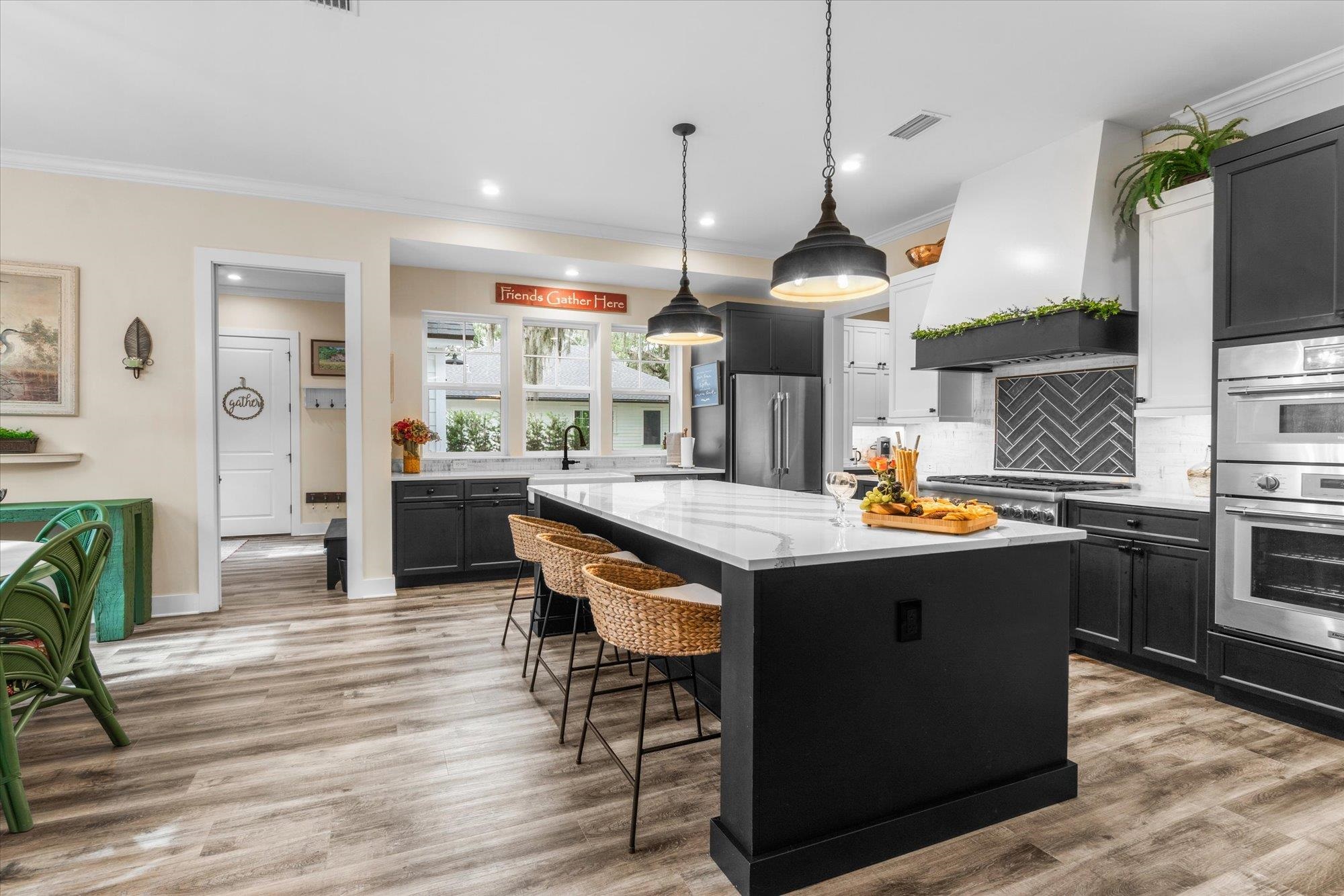 29318 Grandview Manor