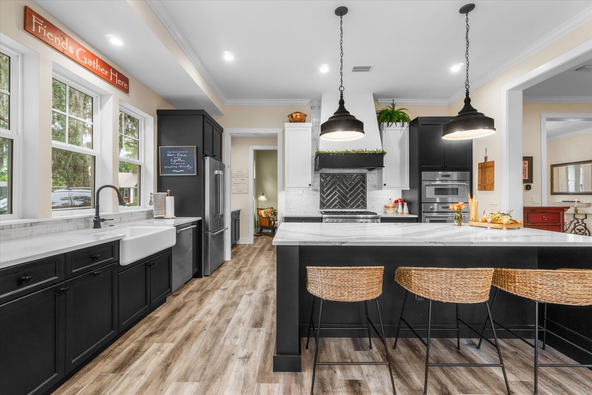 29318 Grandview Manor