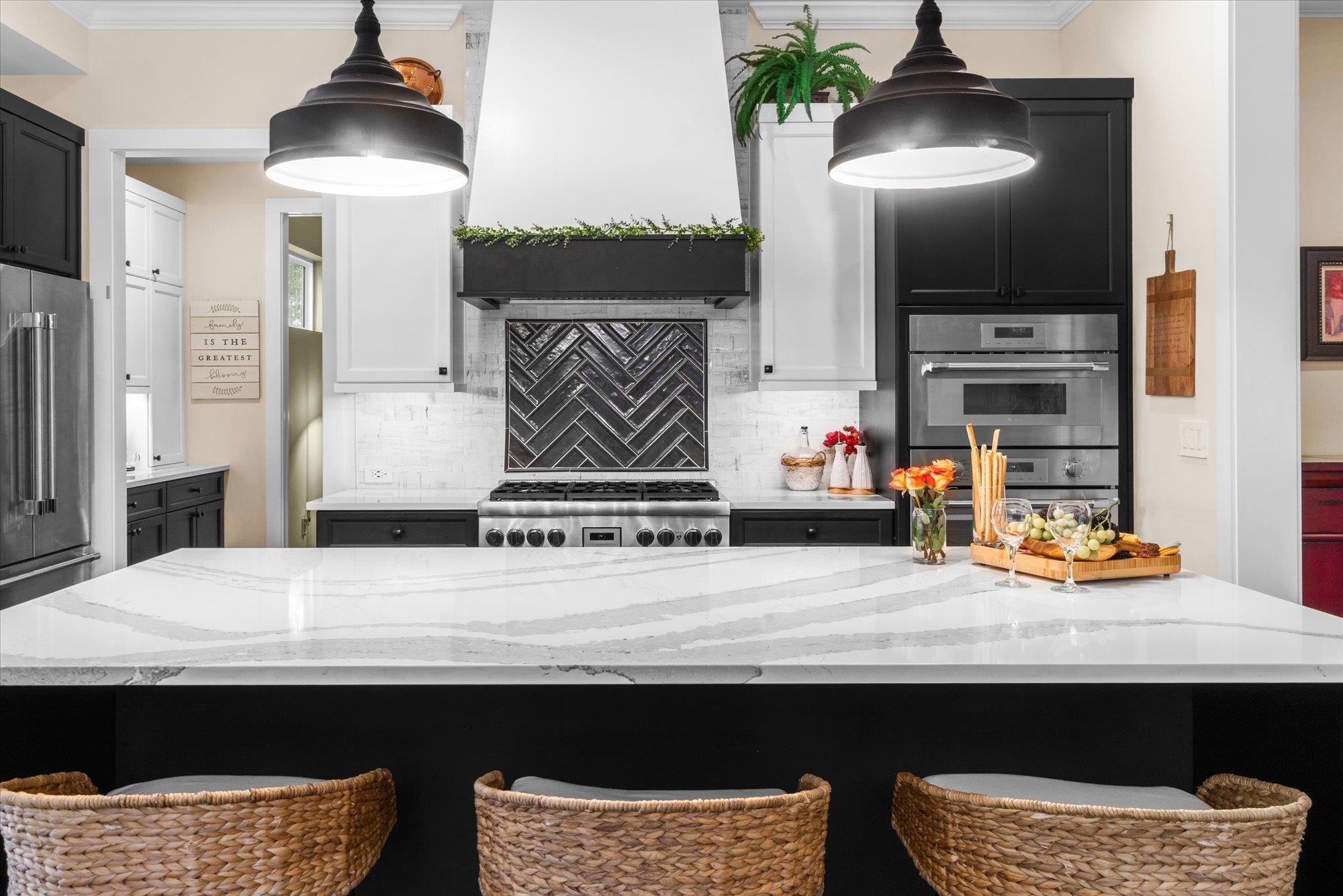 29318 Grandview Manor