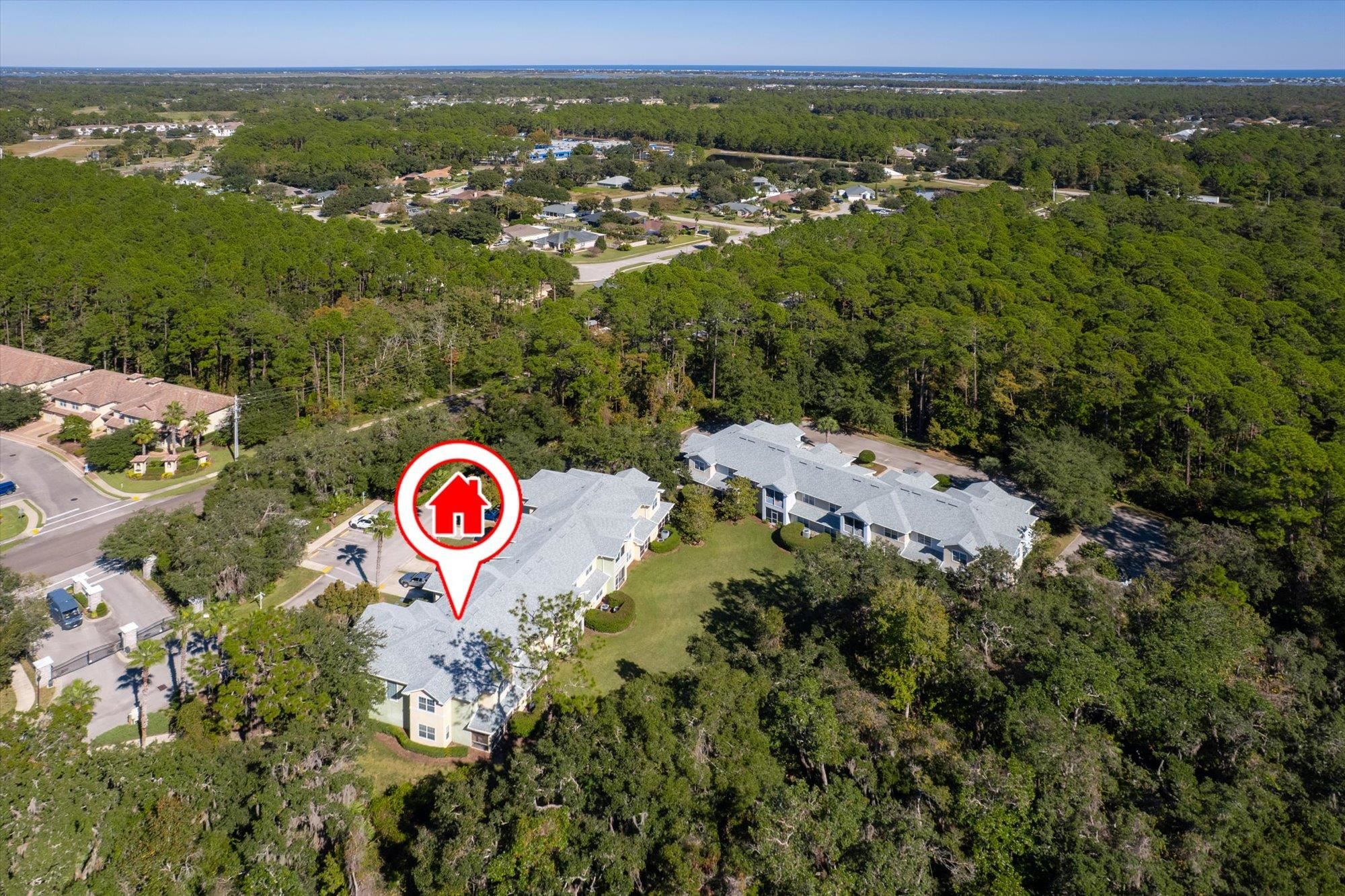 105 E Pine Hollow Trl Unit: 207