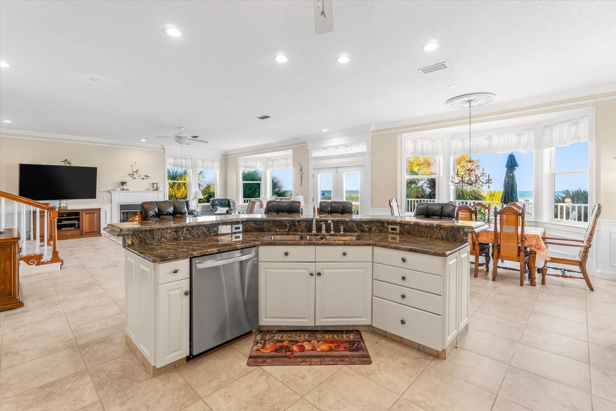 5042 Atlantic View