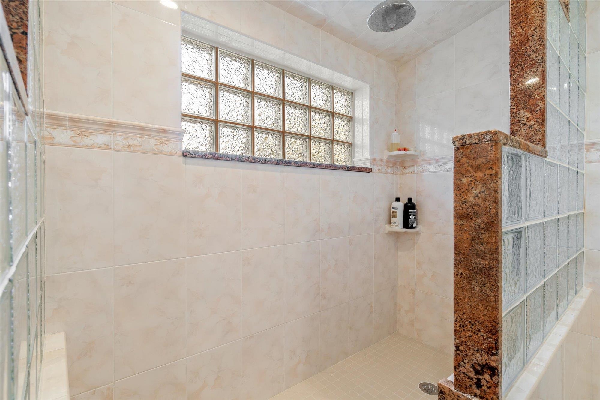 5042 Atlantic View