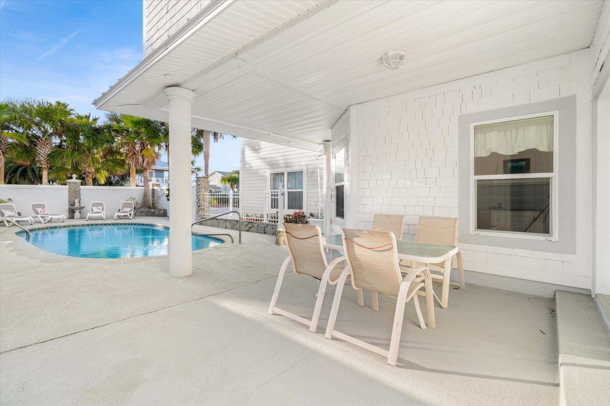 5042 Atlantic View