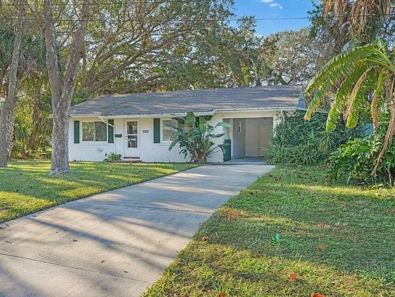 221 Herada St