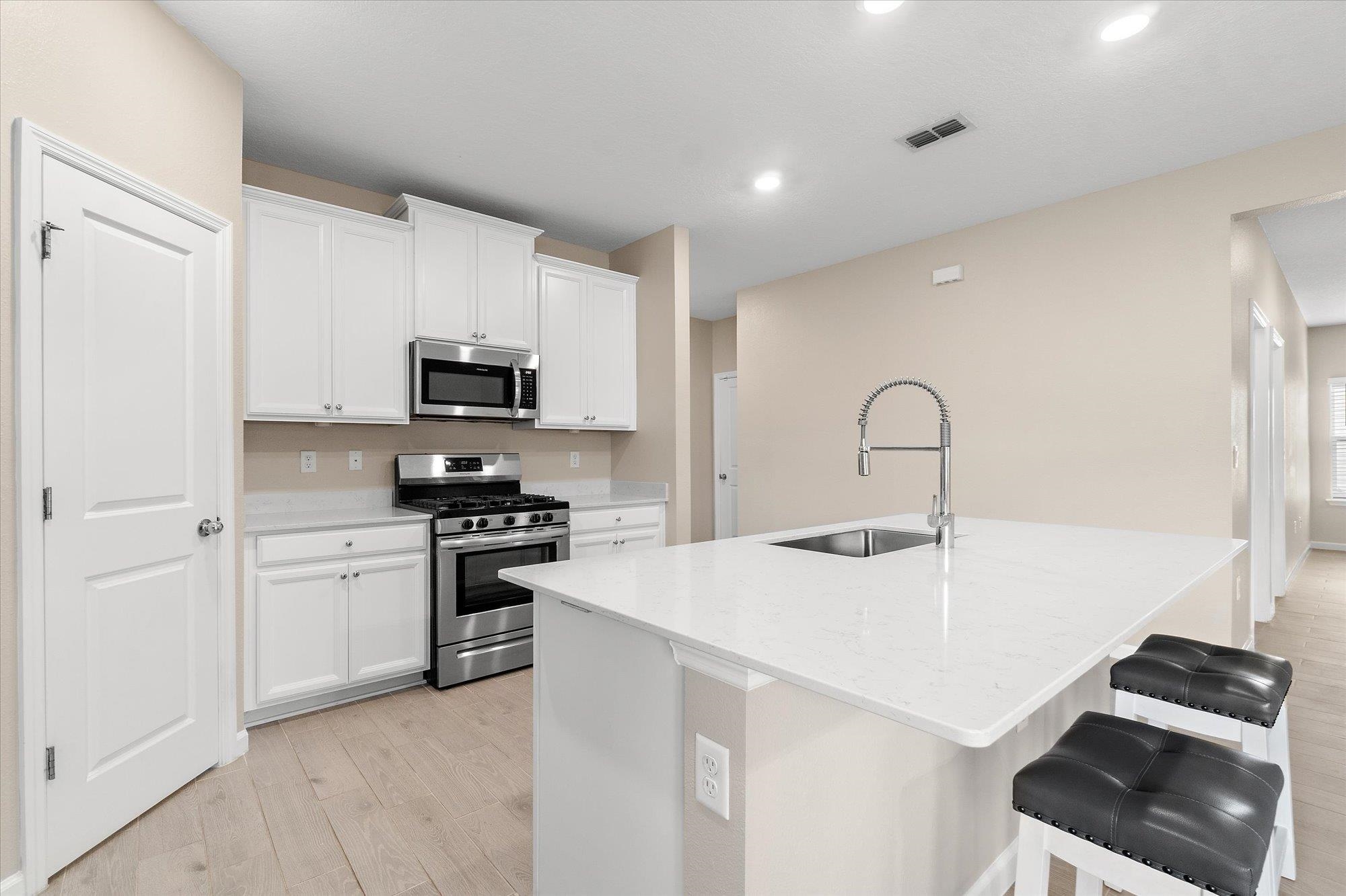 204 Field Flower Way