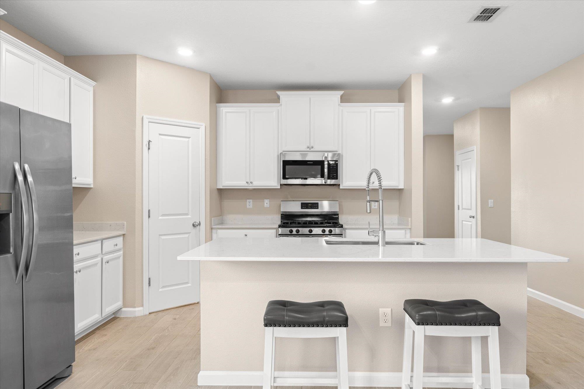 204 Field Flower Way