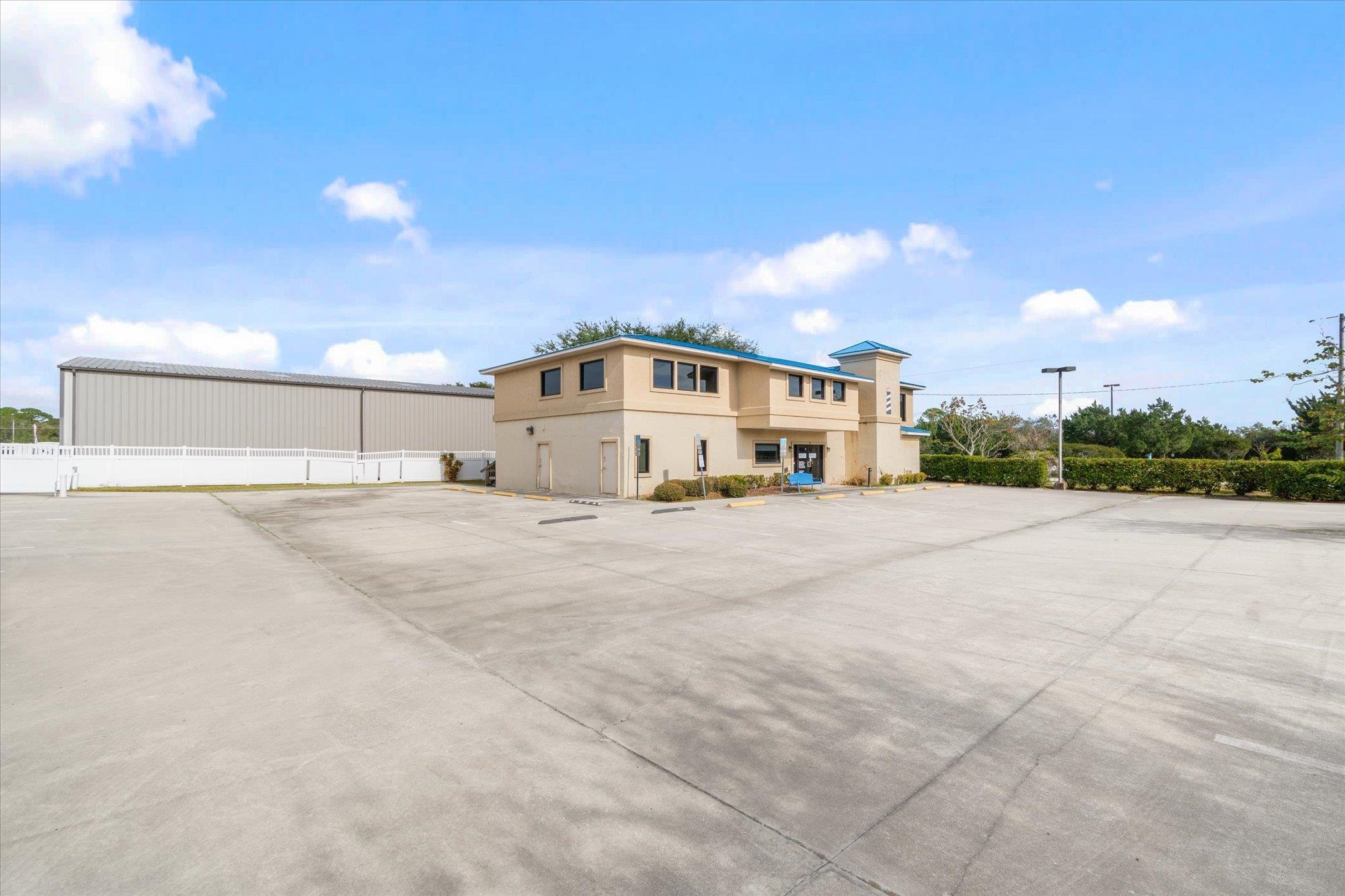 9 San Bartola Dr
