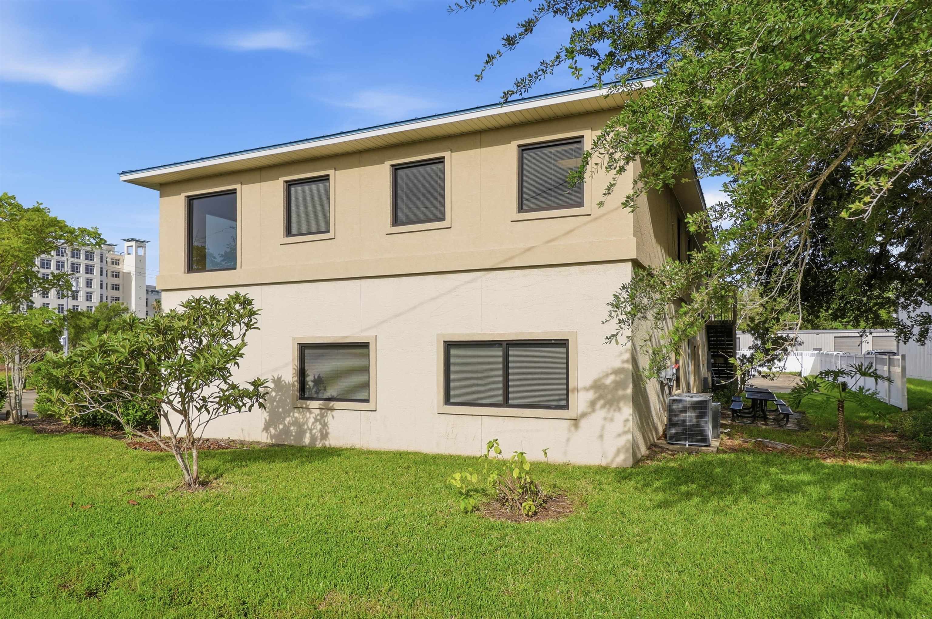 9 San Bartola Dr