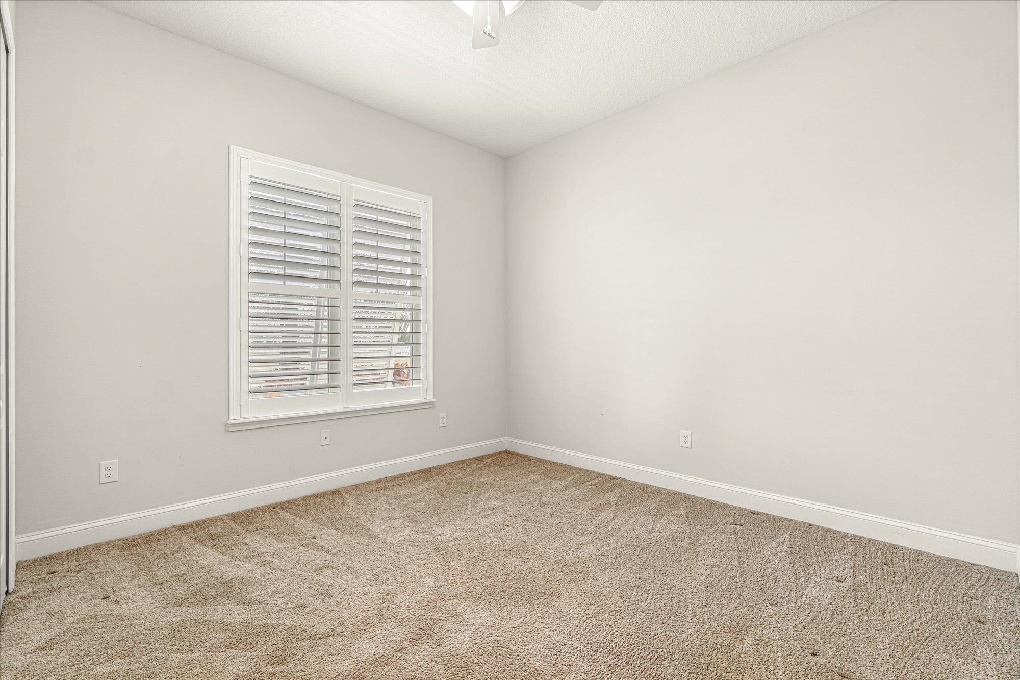 20 Sunrise Cir