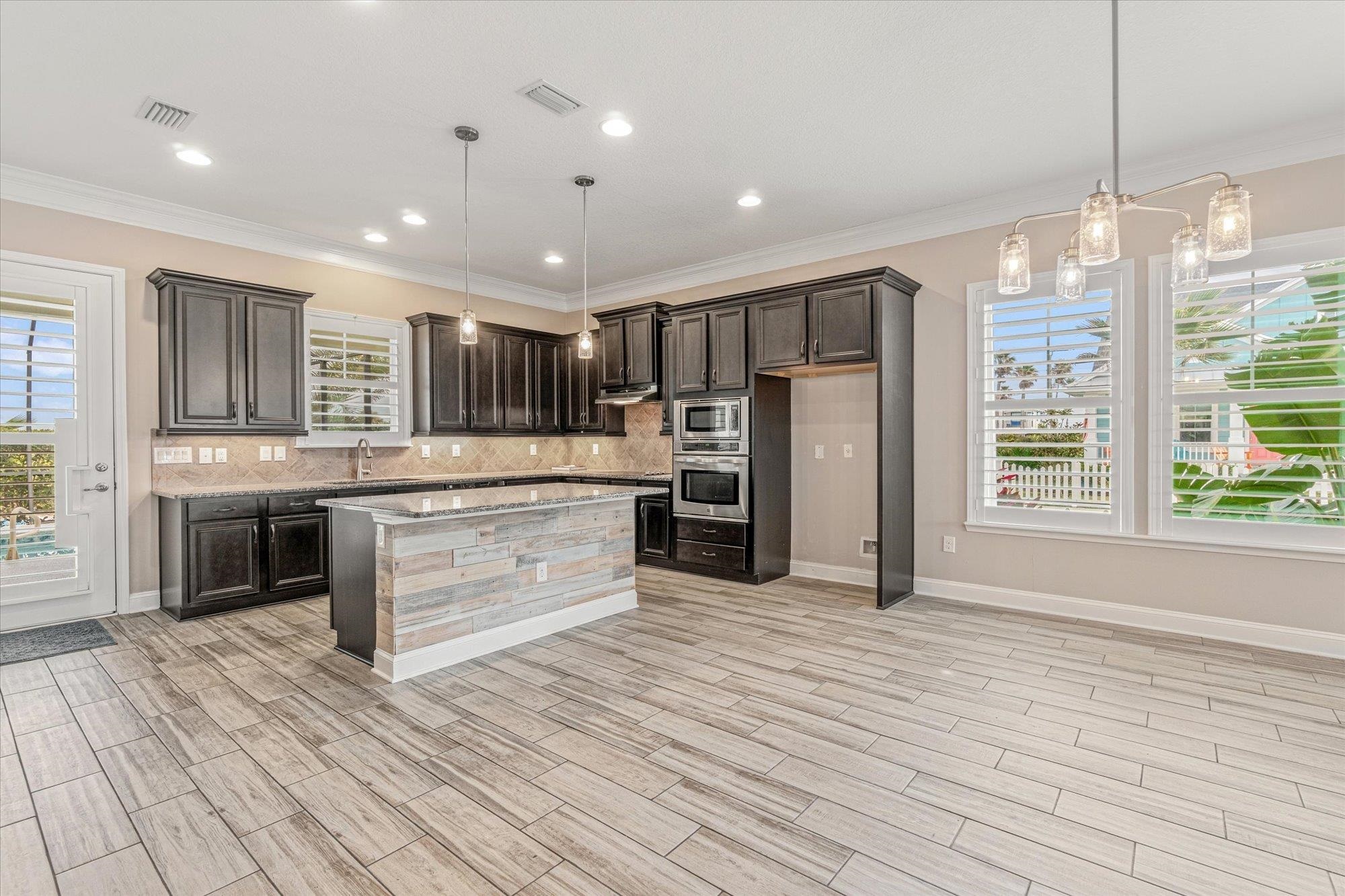 20 Sunrise Cir