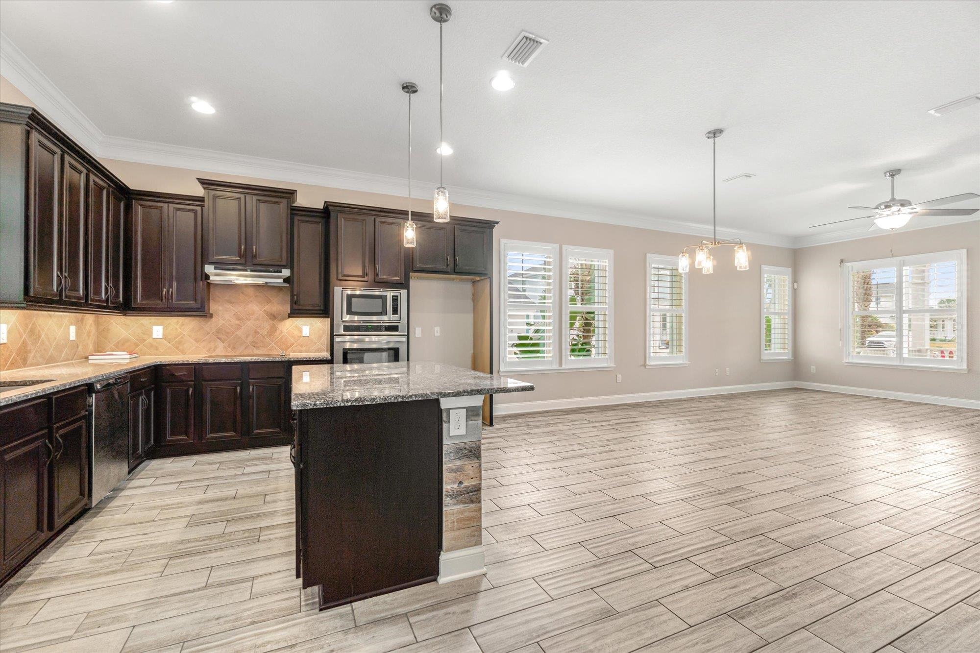 20 Sunrise Cir