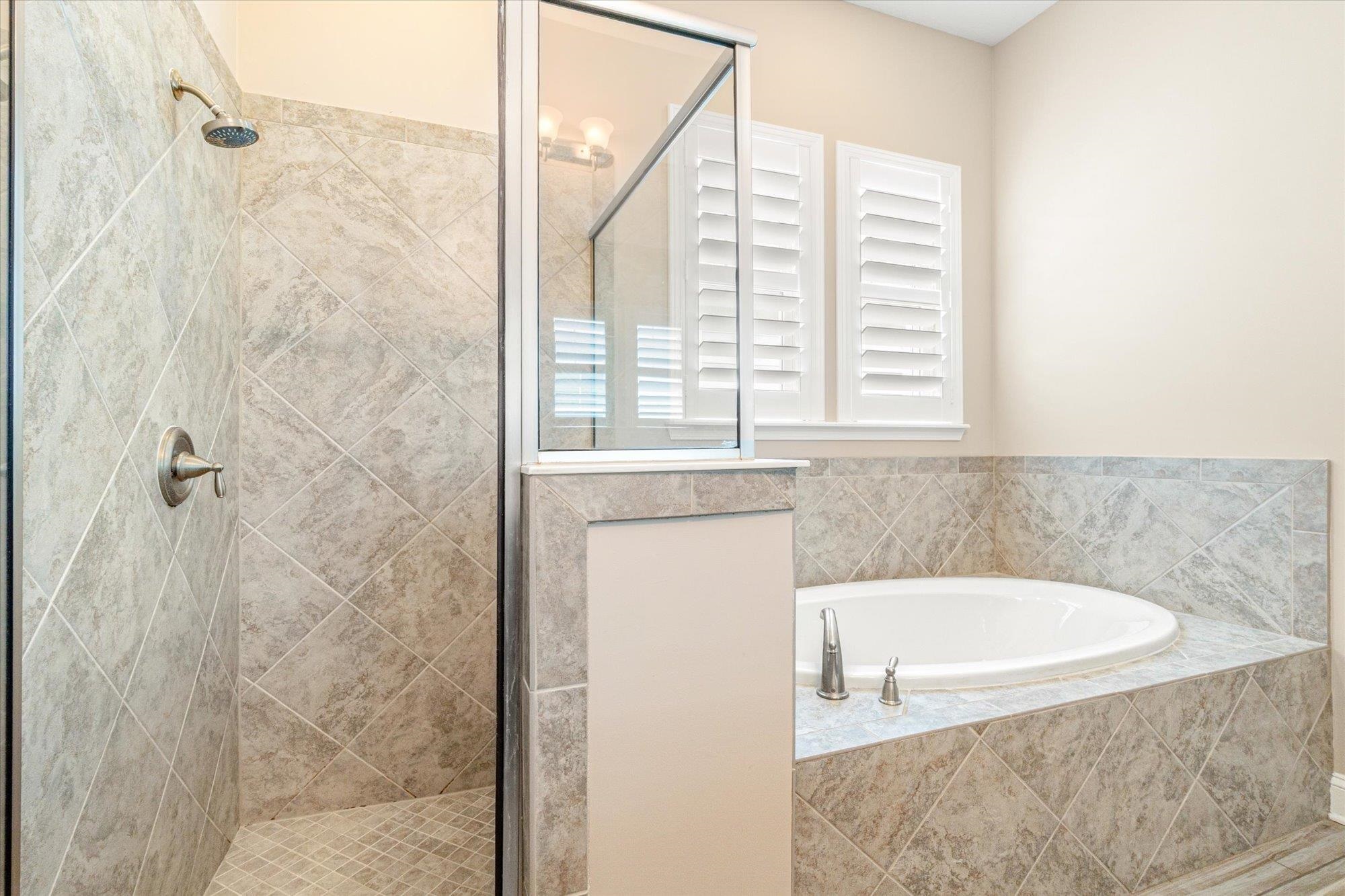 20 Sunrise Cir