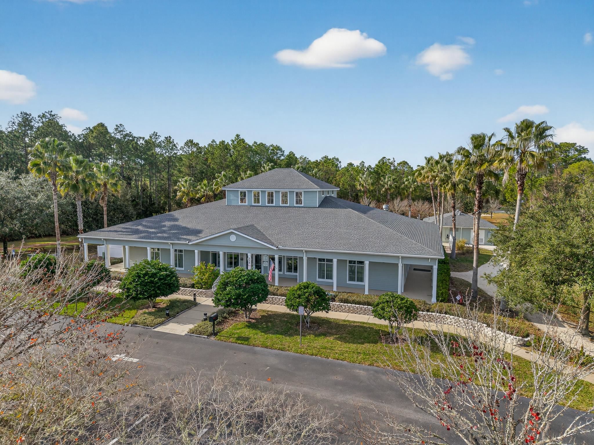 712 Wooded Hamlet Ct