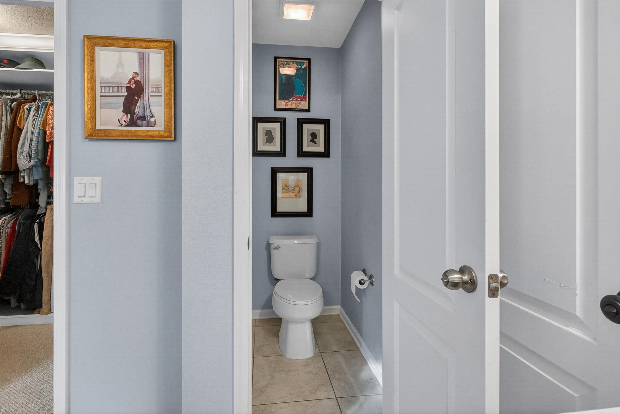 712 Wooded Hamlet Ct