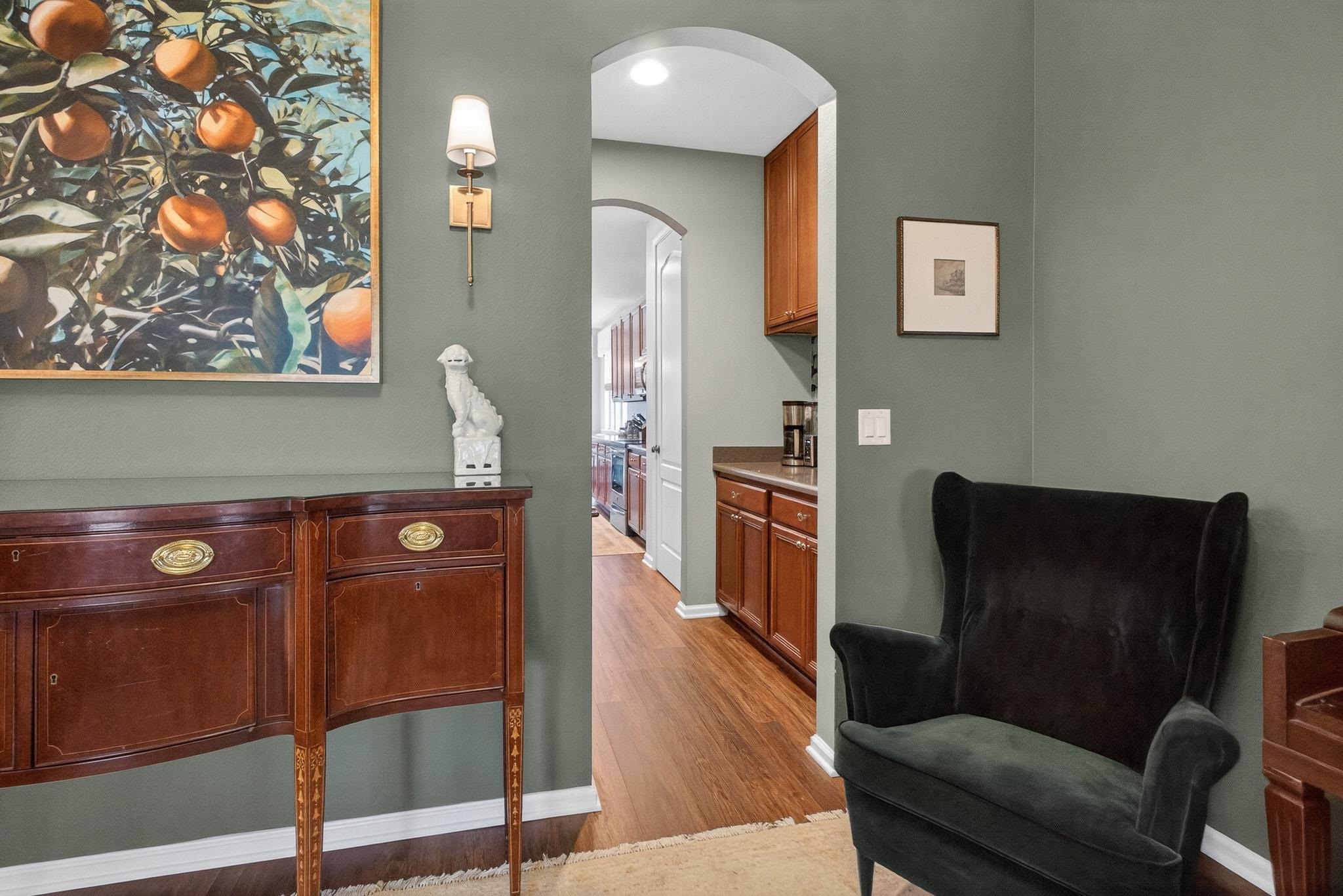 712 Wooded Hamlet Ct