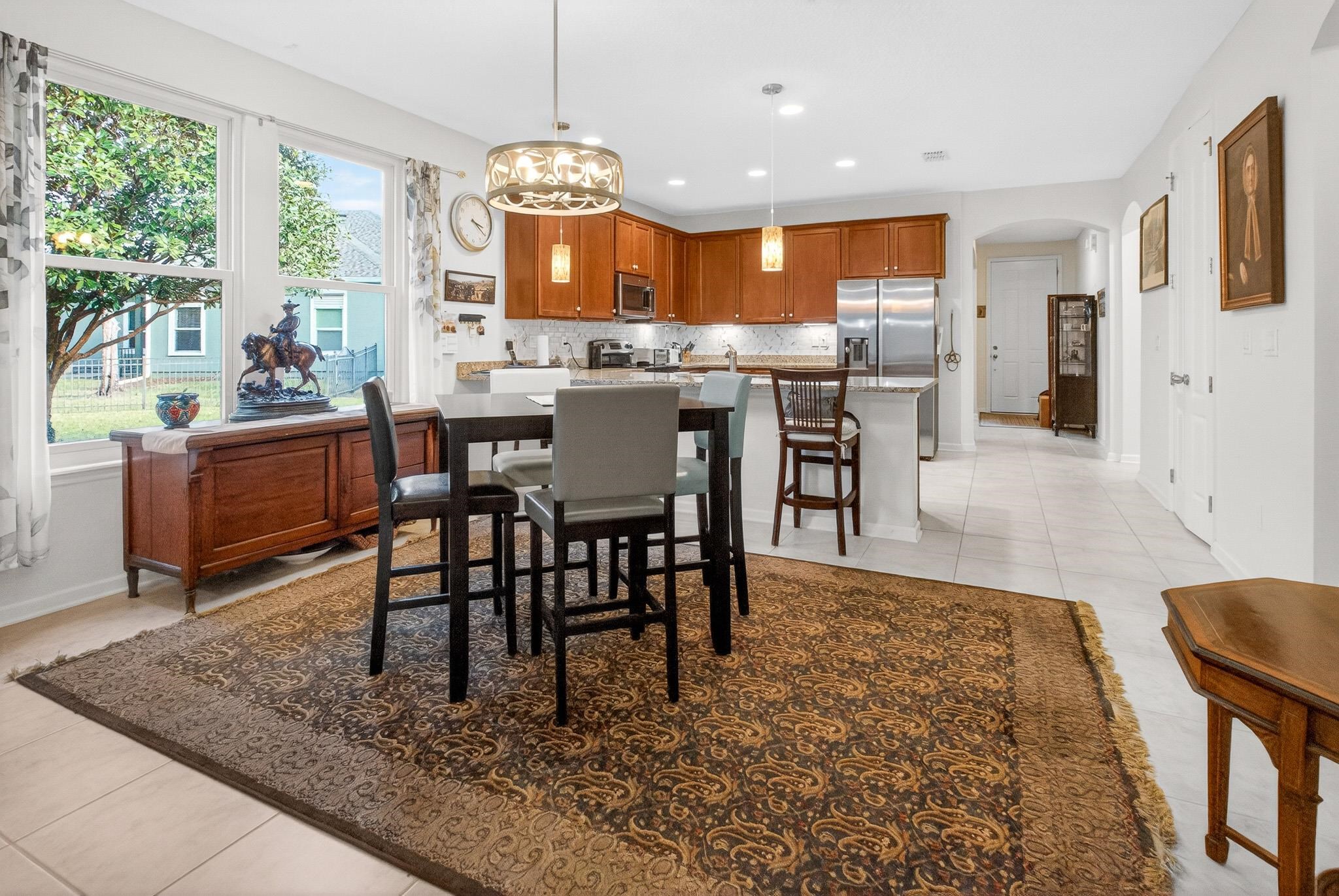 486 Hefferon Dr