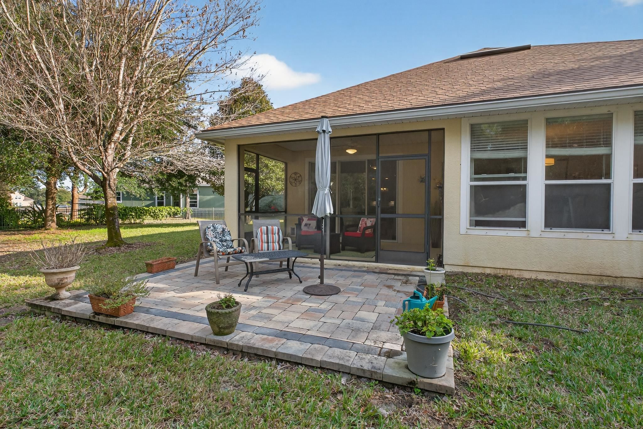486 Hefferon Dr