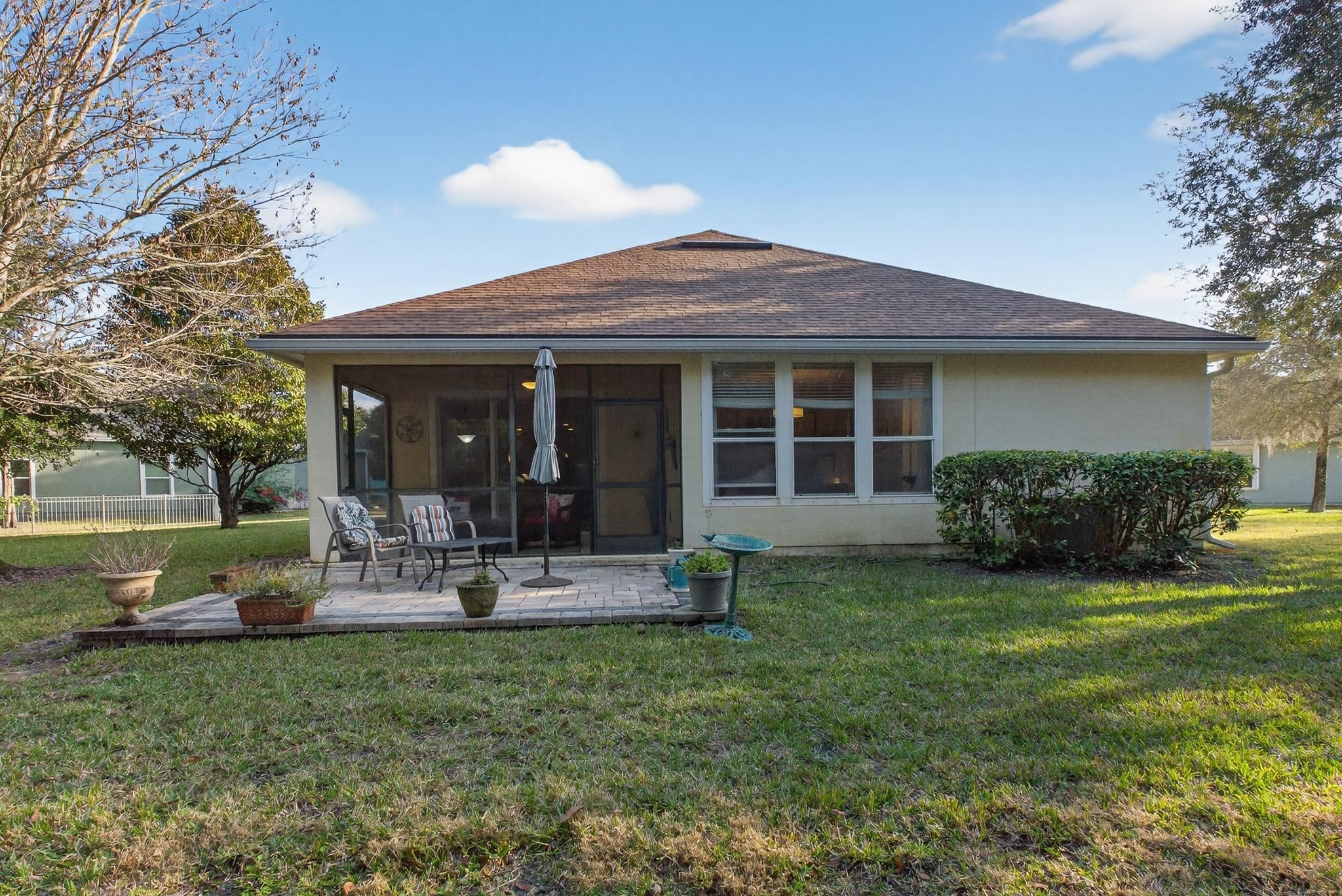 486 Hefferon Dr