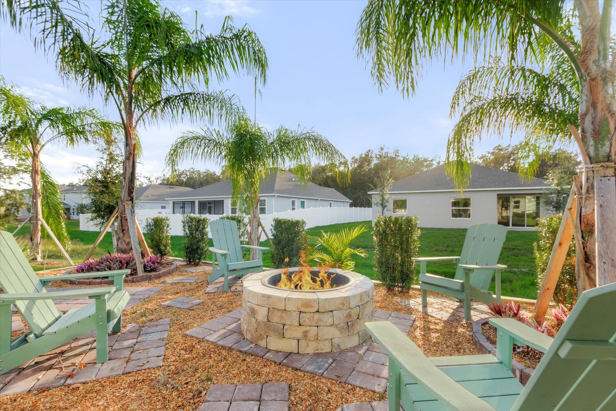 2214 Elegant Manor Circle