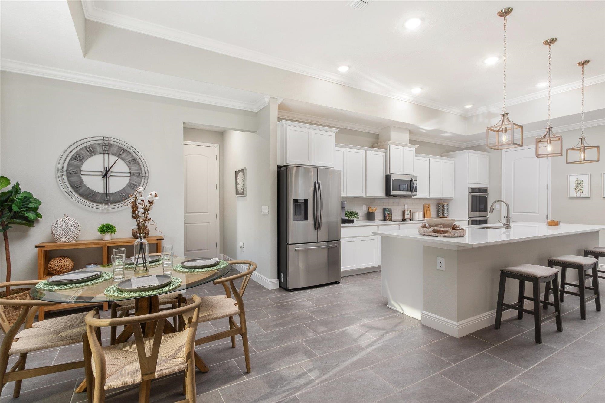 2214 Elegant Manor Circle