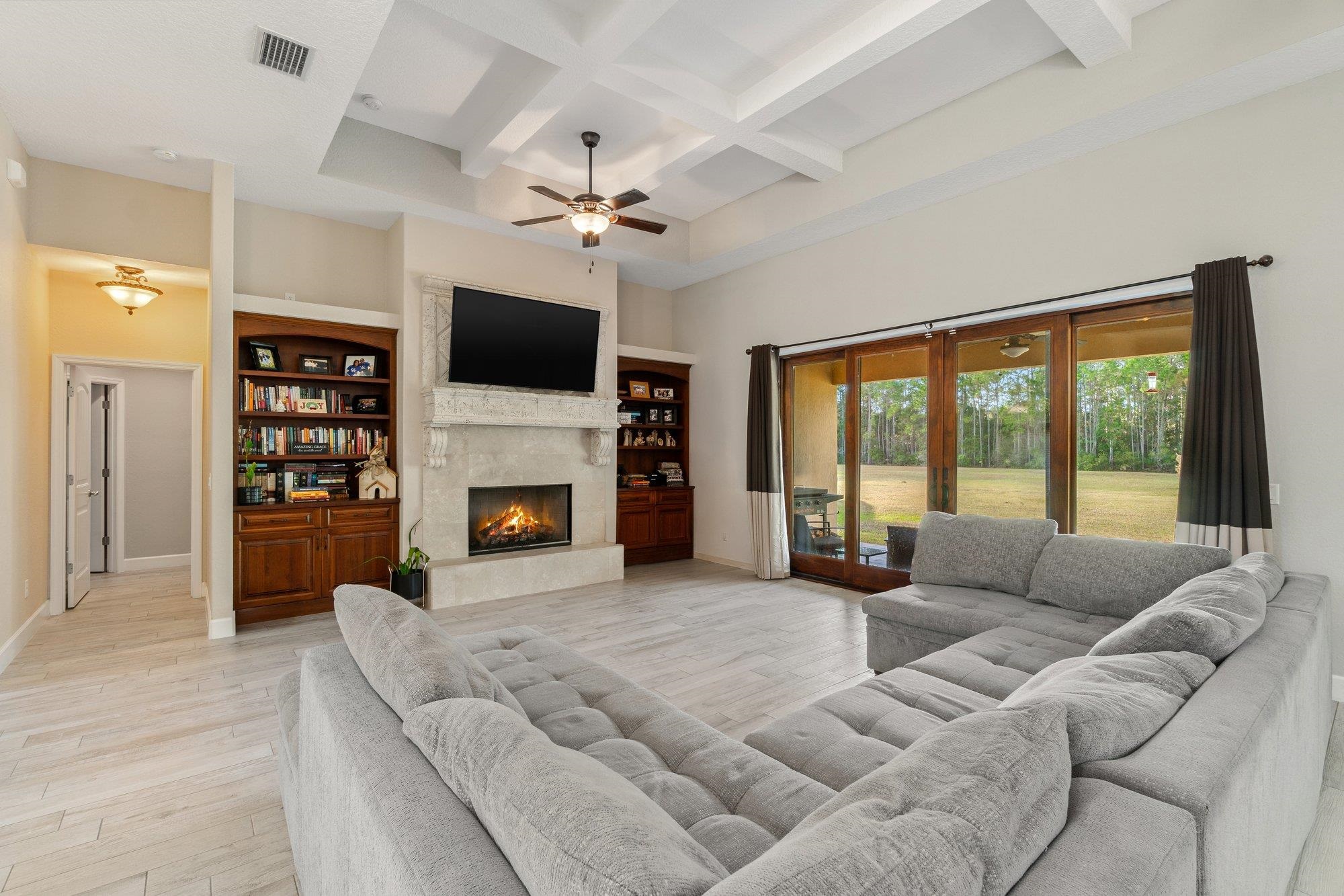 1401 State Road 207