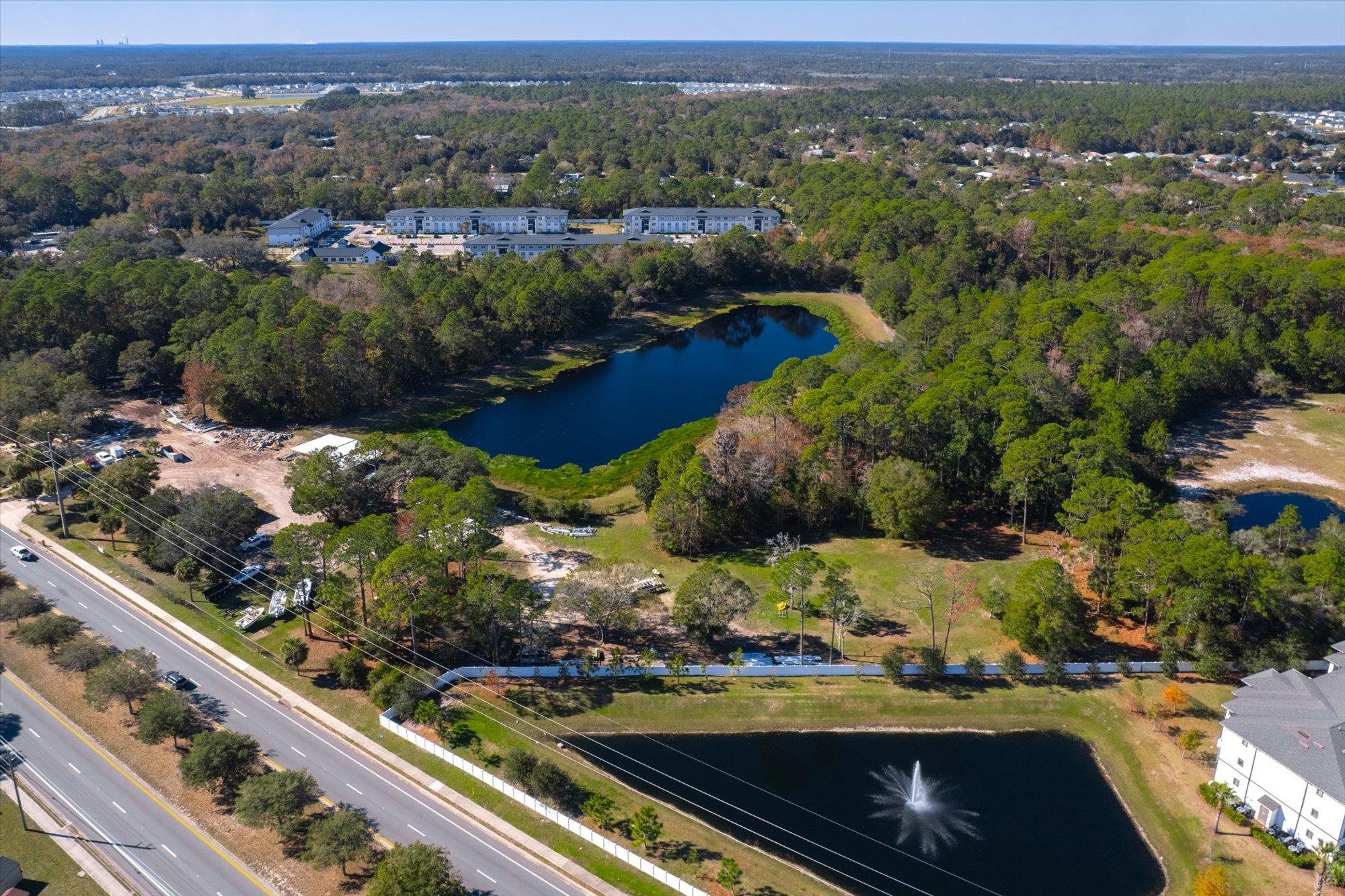 1401 State Road 207