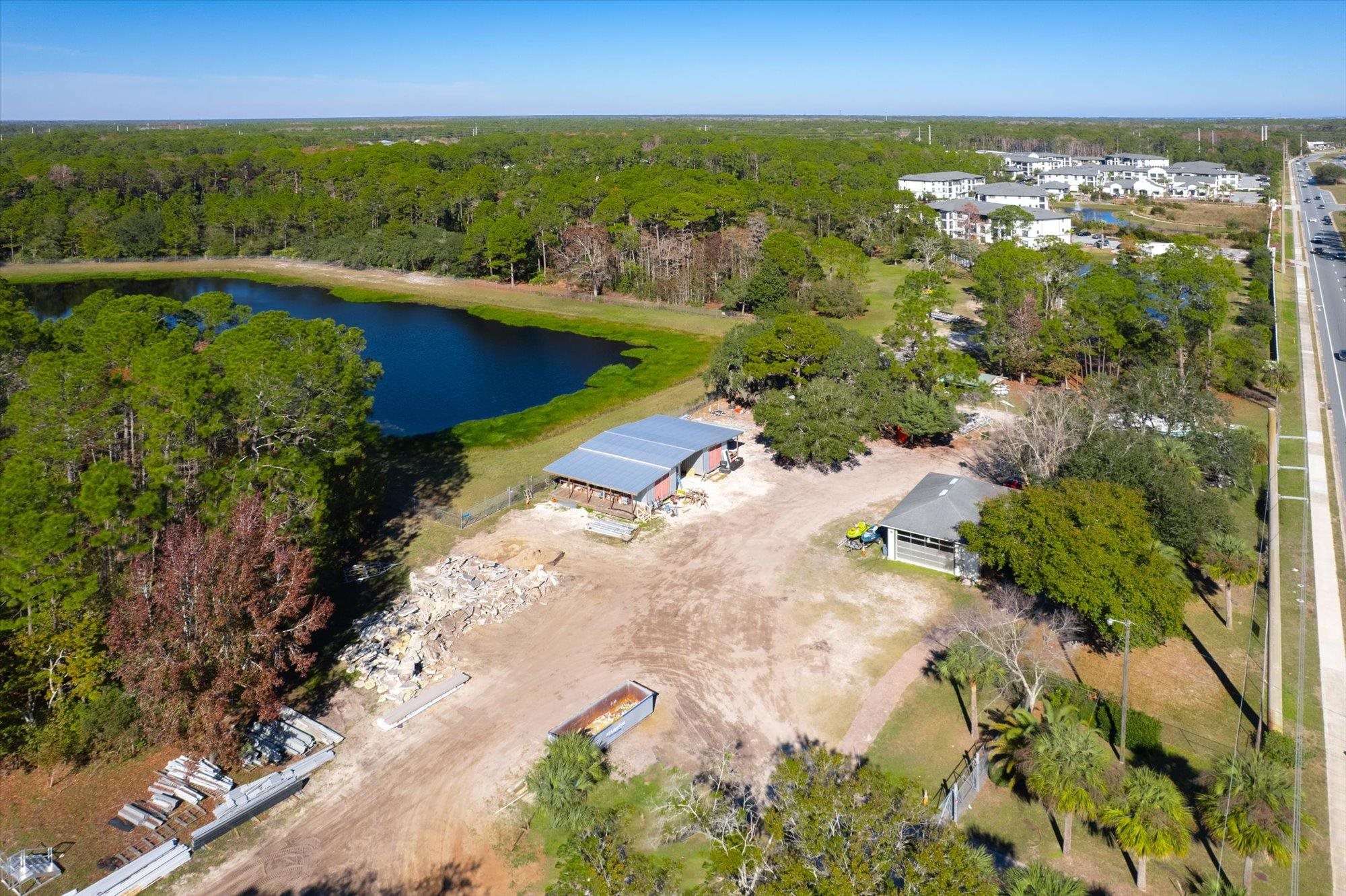 1401 State Road 207