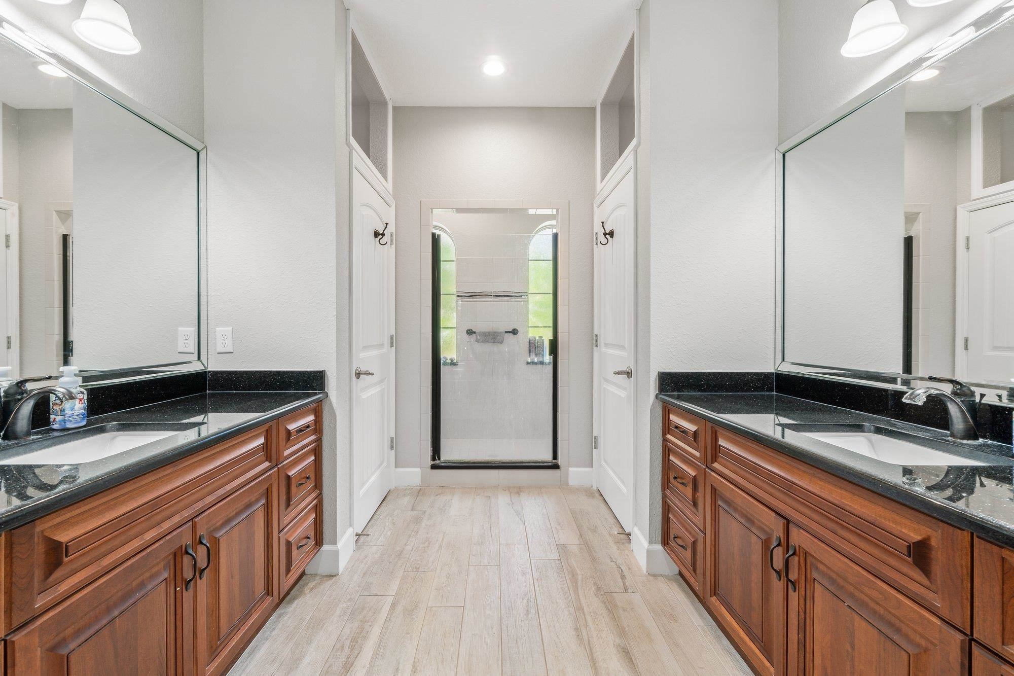 1401 State Road 207