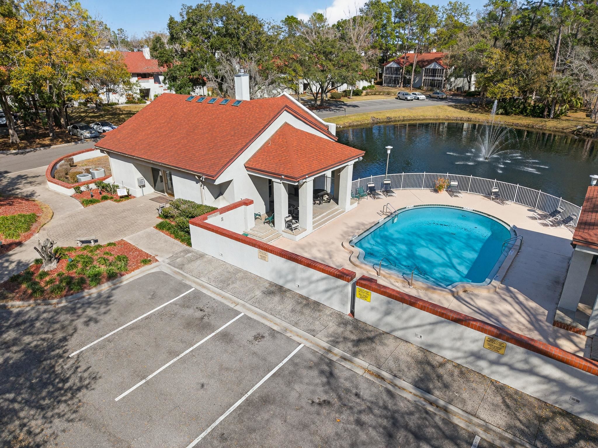 2305 Wood Hill Pl Unit: 2305