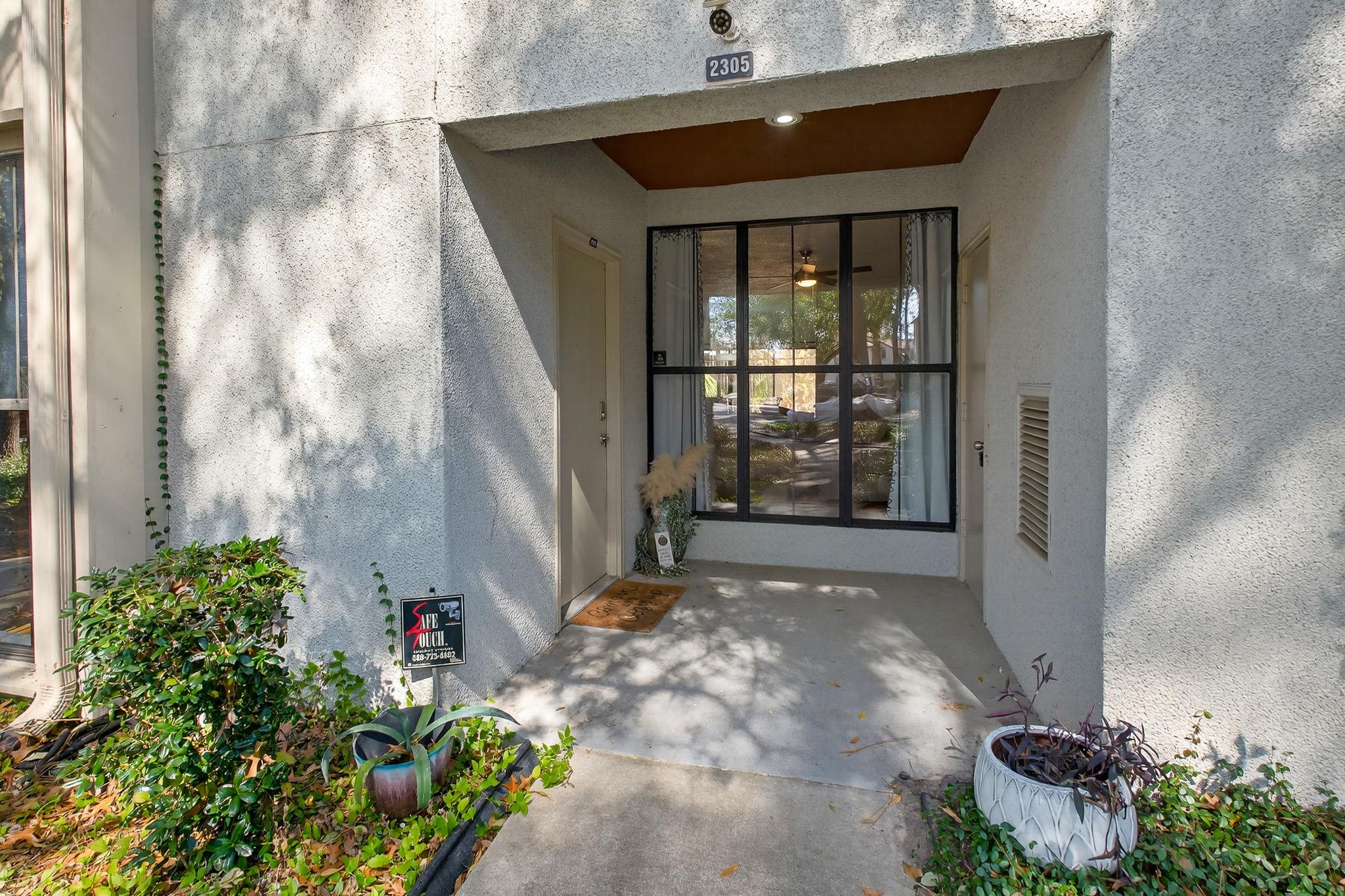 2305 Wood Hill Pl Unit: 2305