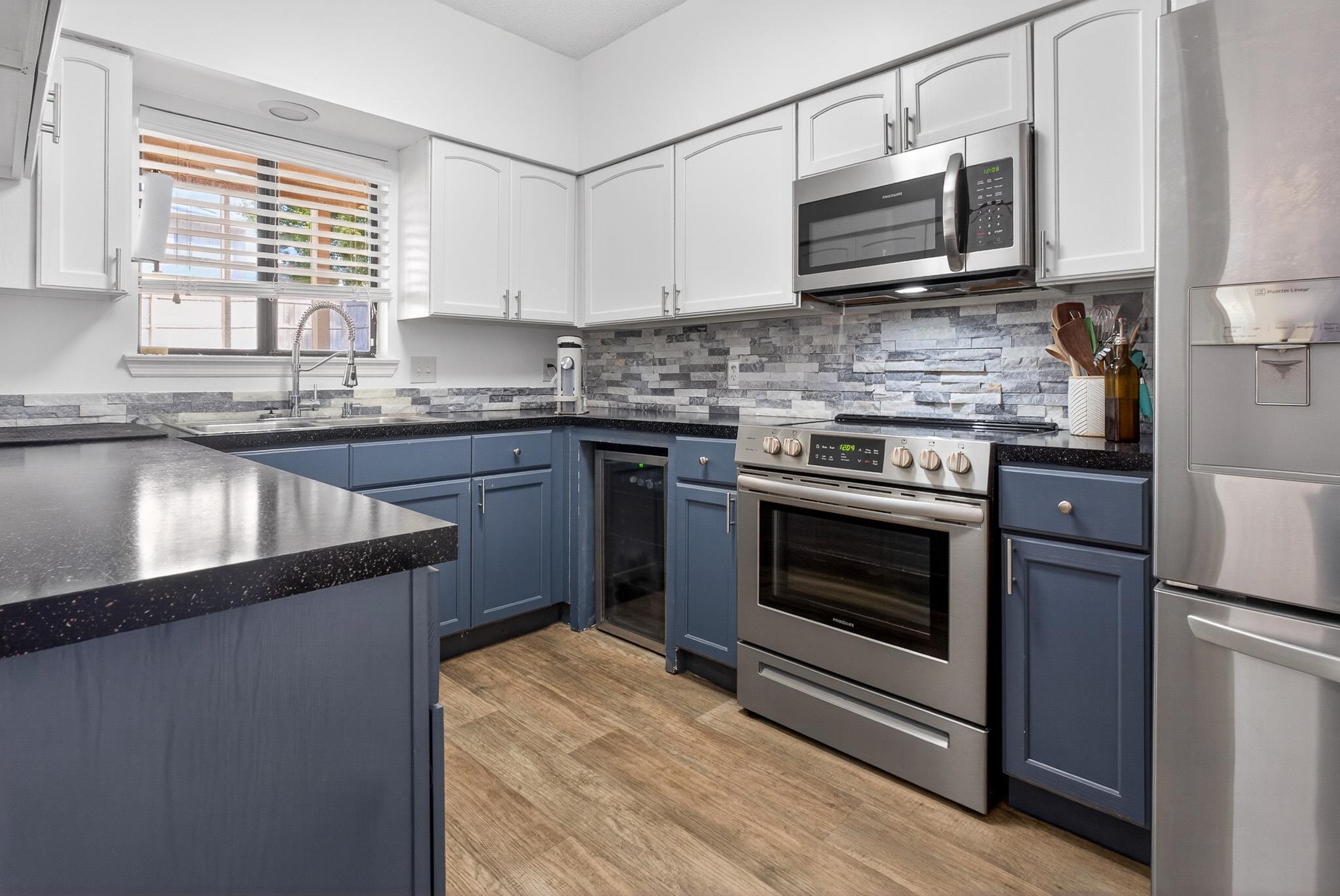 2305 Wood Hill Pl Unit: 2305