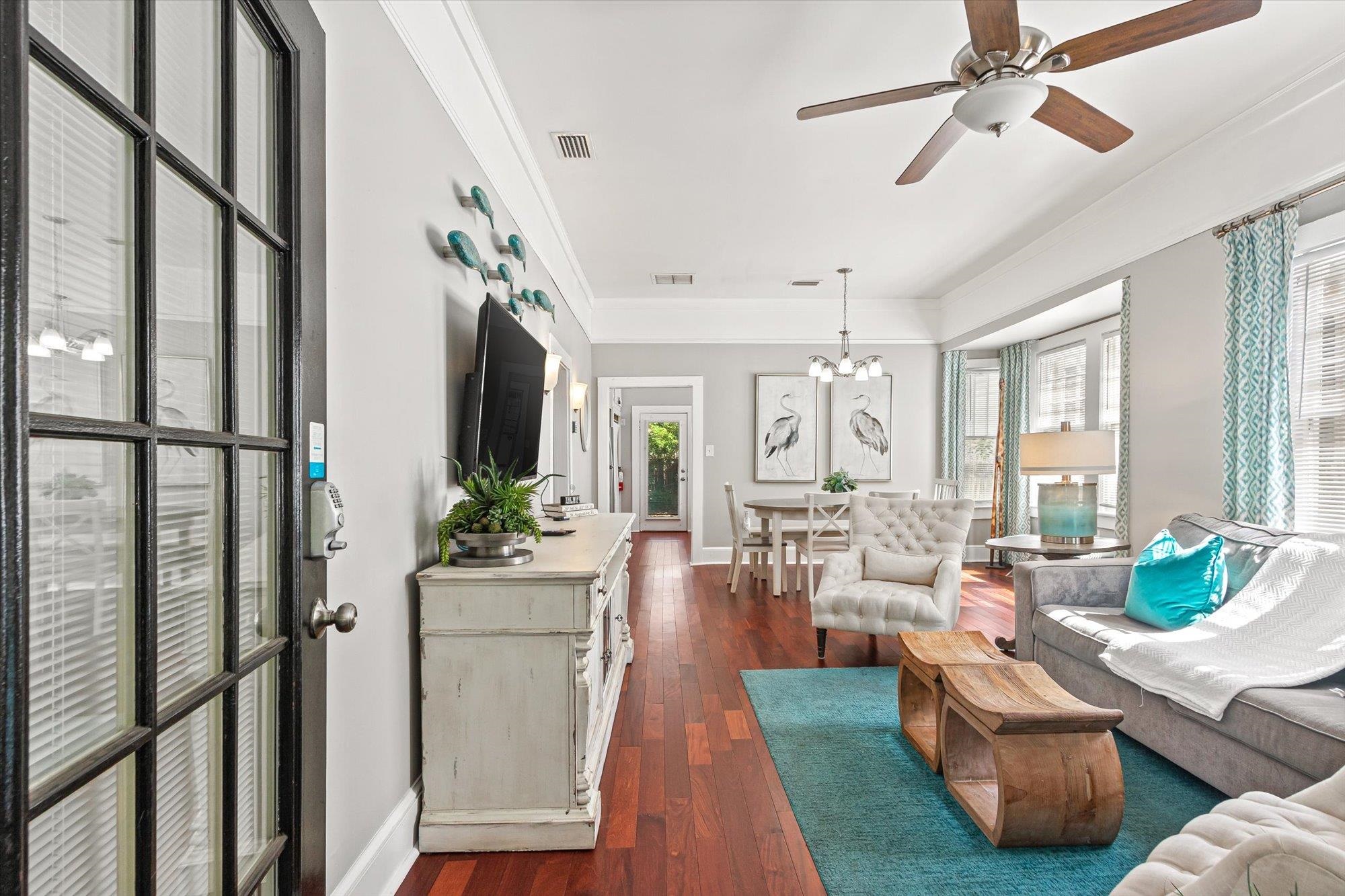 54 Grove Avenue