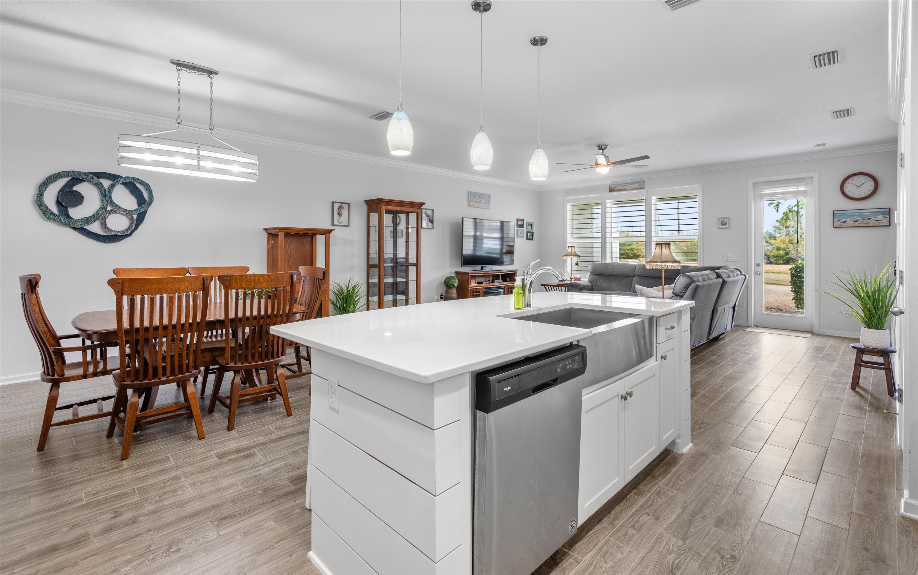 56 Leeward Island Dr