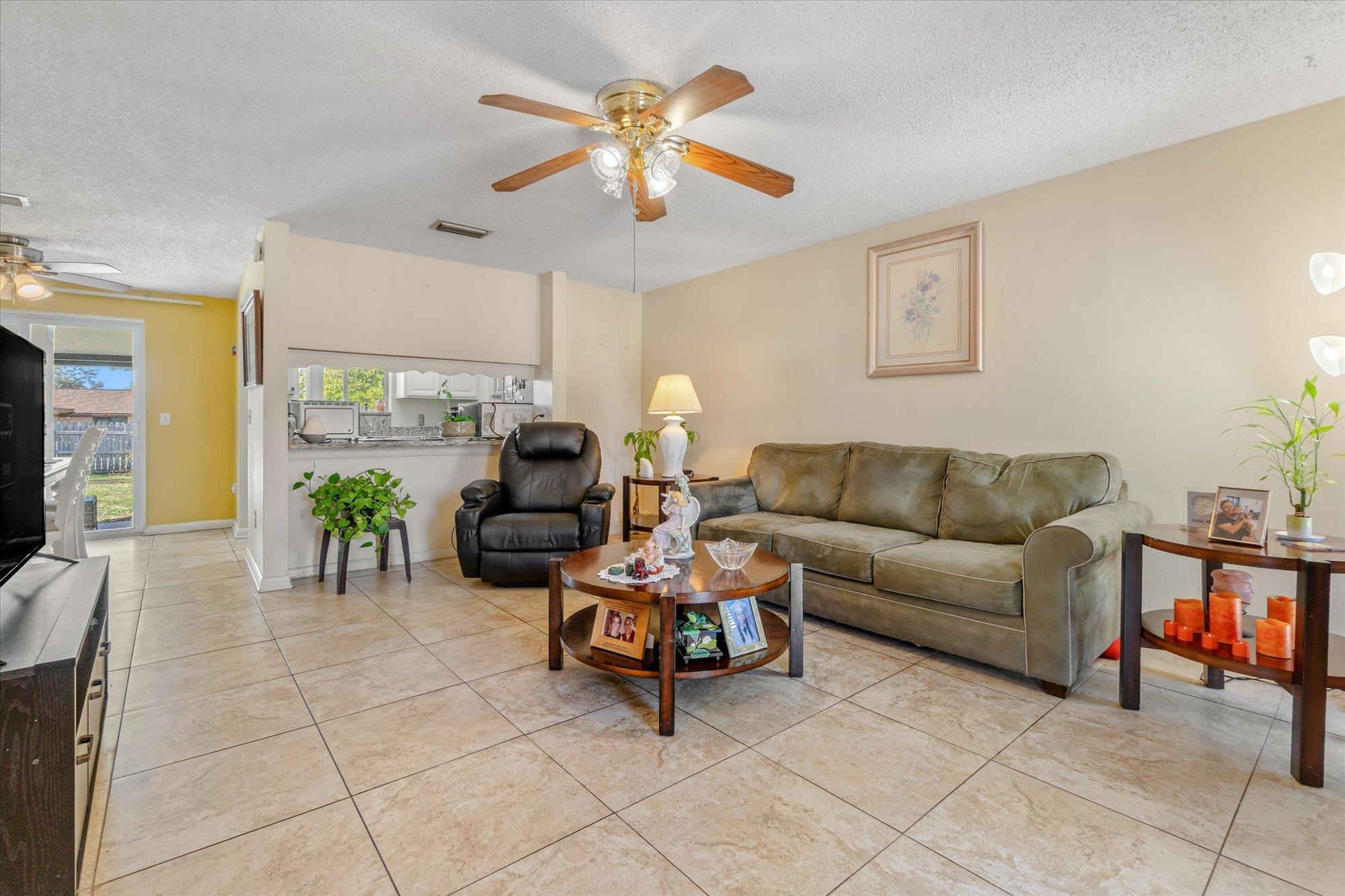 322 Palmwood Ct