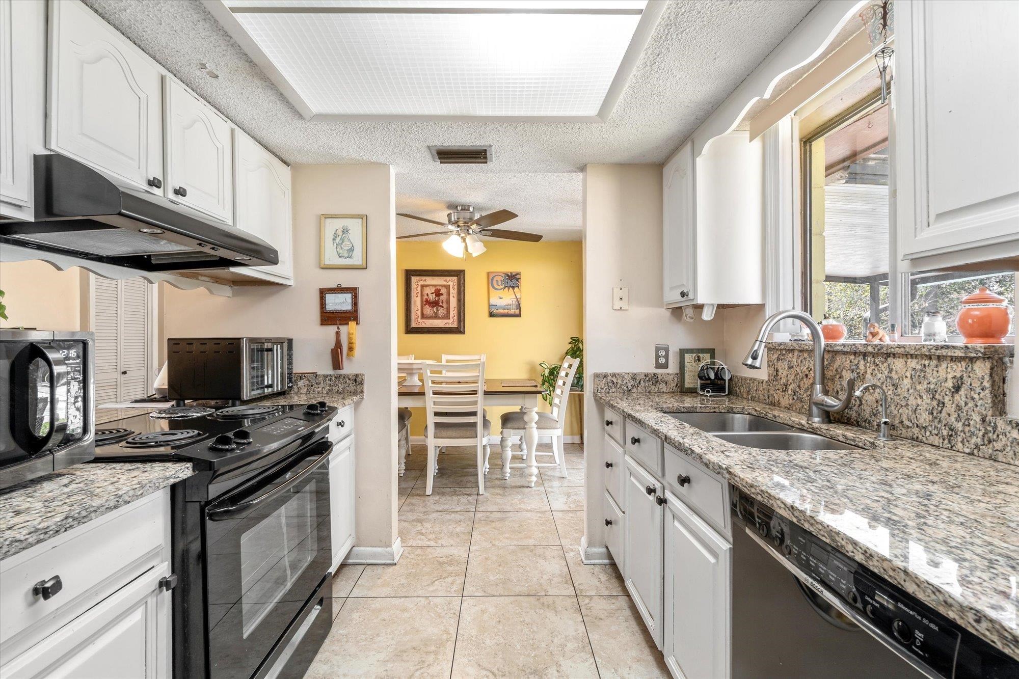 322 Palmwood Ct