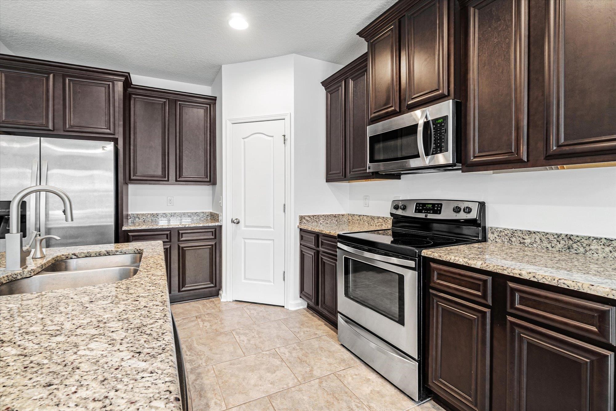 165 Plaza Del Rio Dr